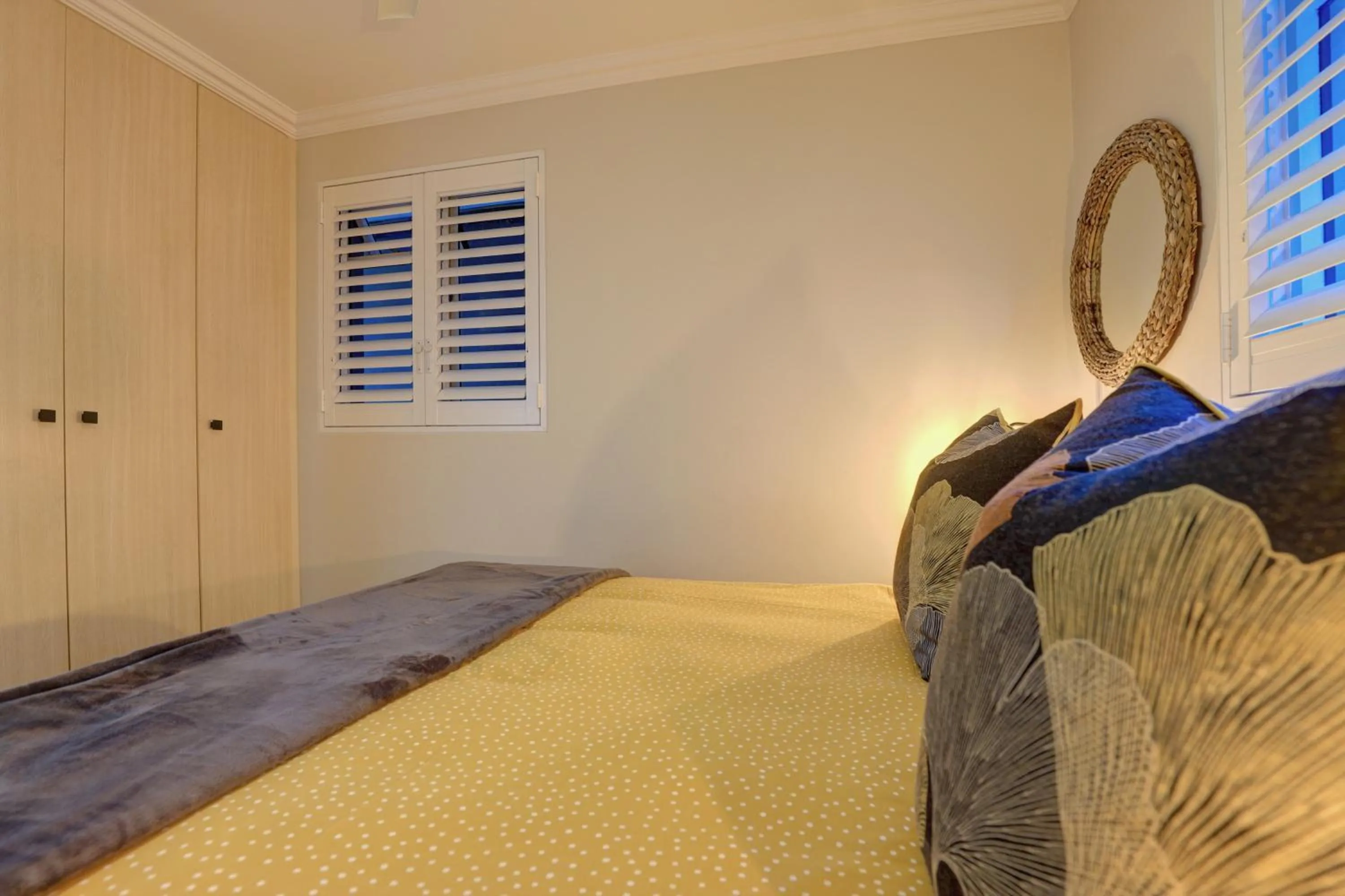 Bed in Oppiesee Selfcatering Apartments