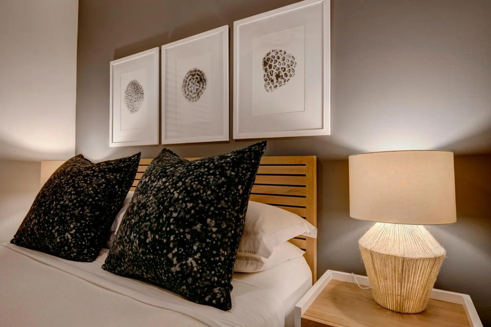 Bedroom, Bed in Oppiesee Selfcatering Apartments