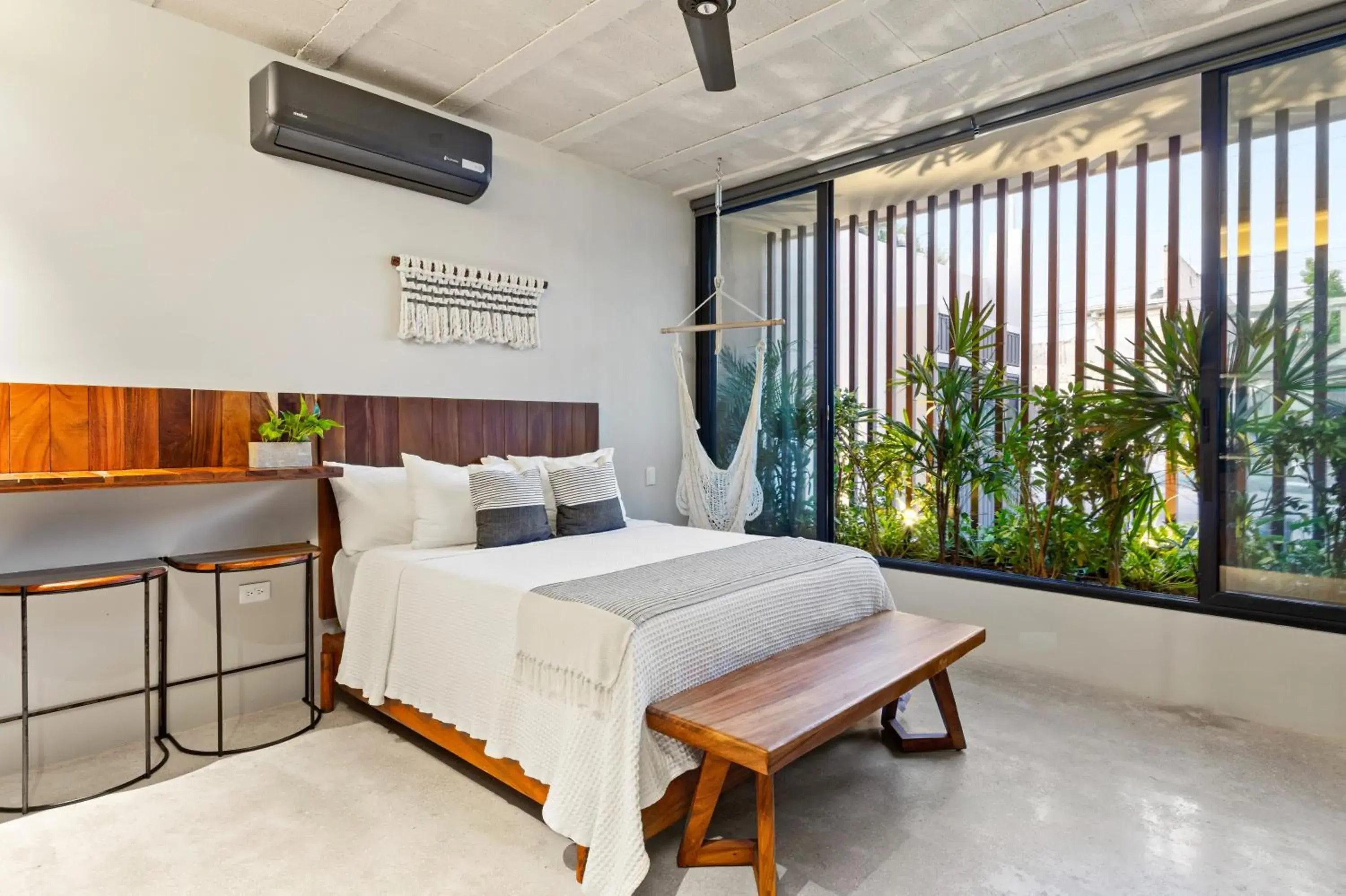 Standard Studio in Ocean Boutique Condos Standard Studio in Ocean Boutique Condos