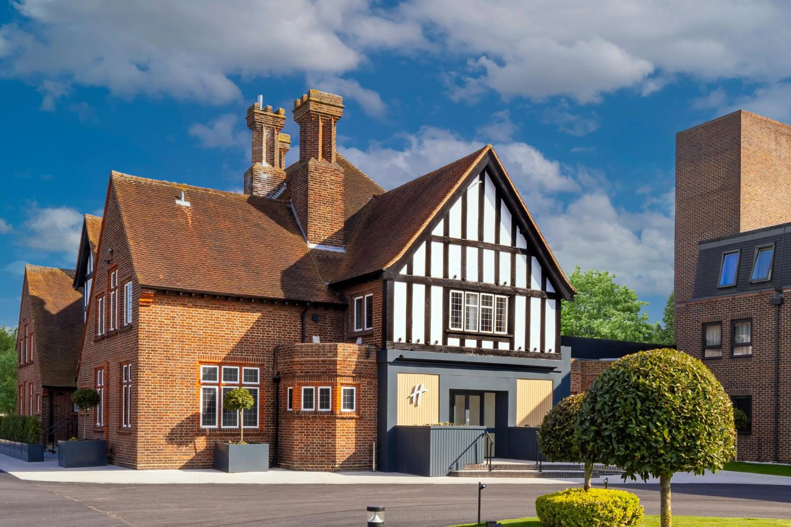 Property building in Holiday Inn London-Bexley by IHG