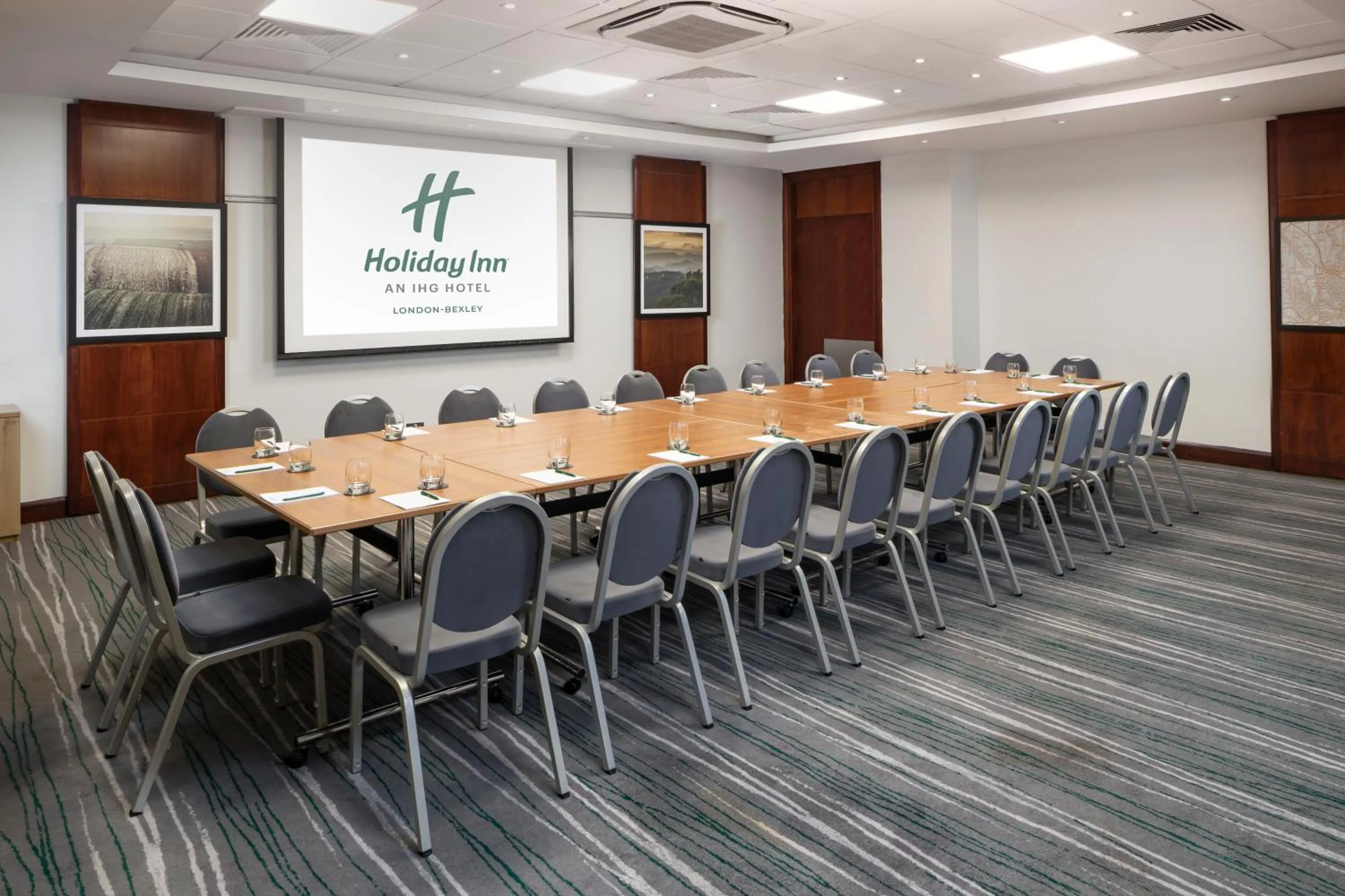Meeting/conference room in Holiday Inn London-Bexley by IHG