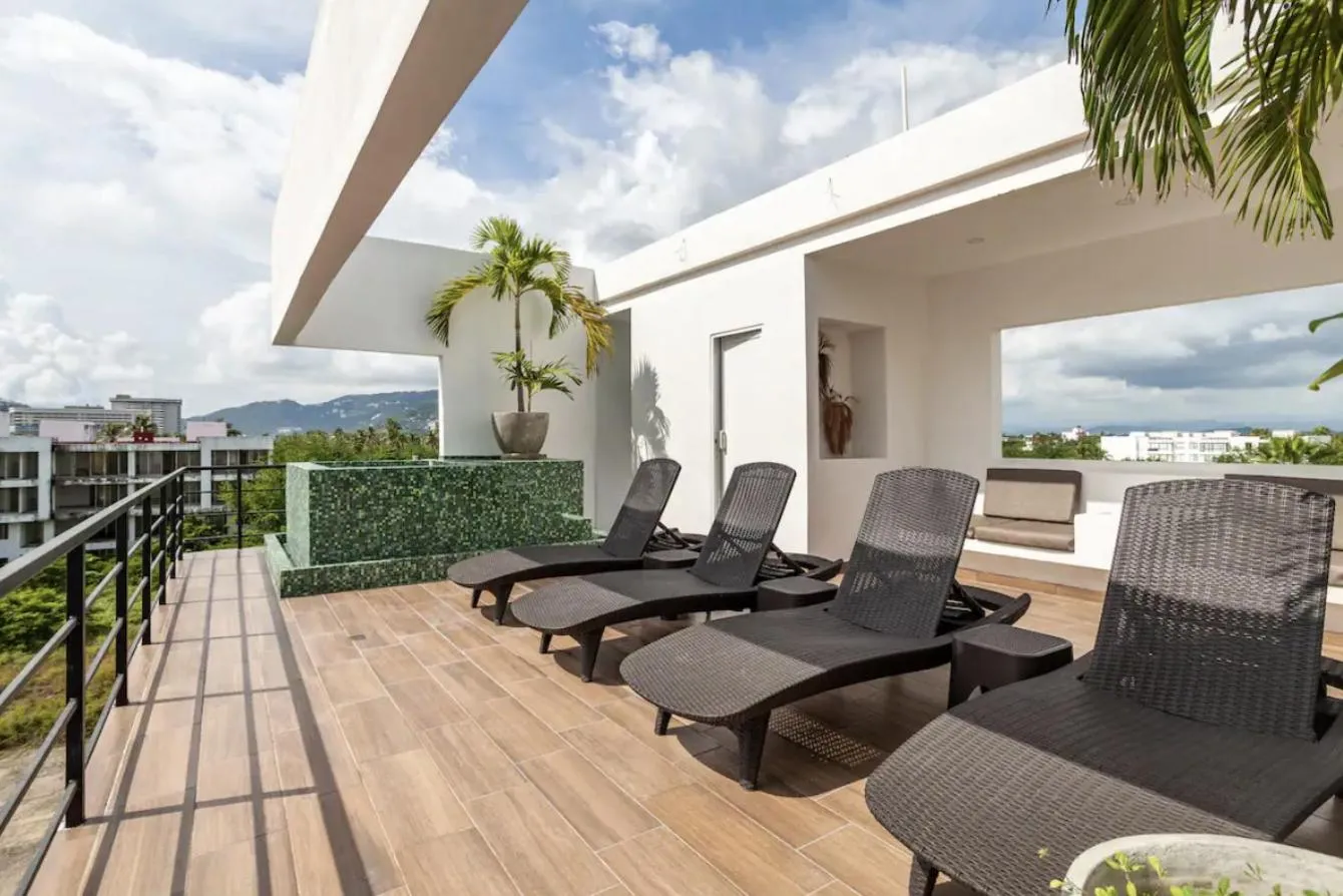 Solarium in Papaya Suites Diamante - Adults Only