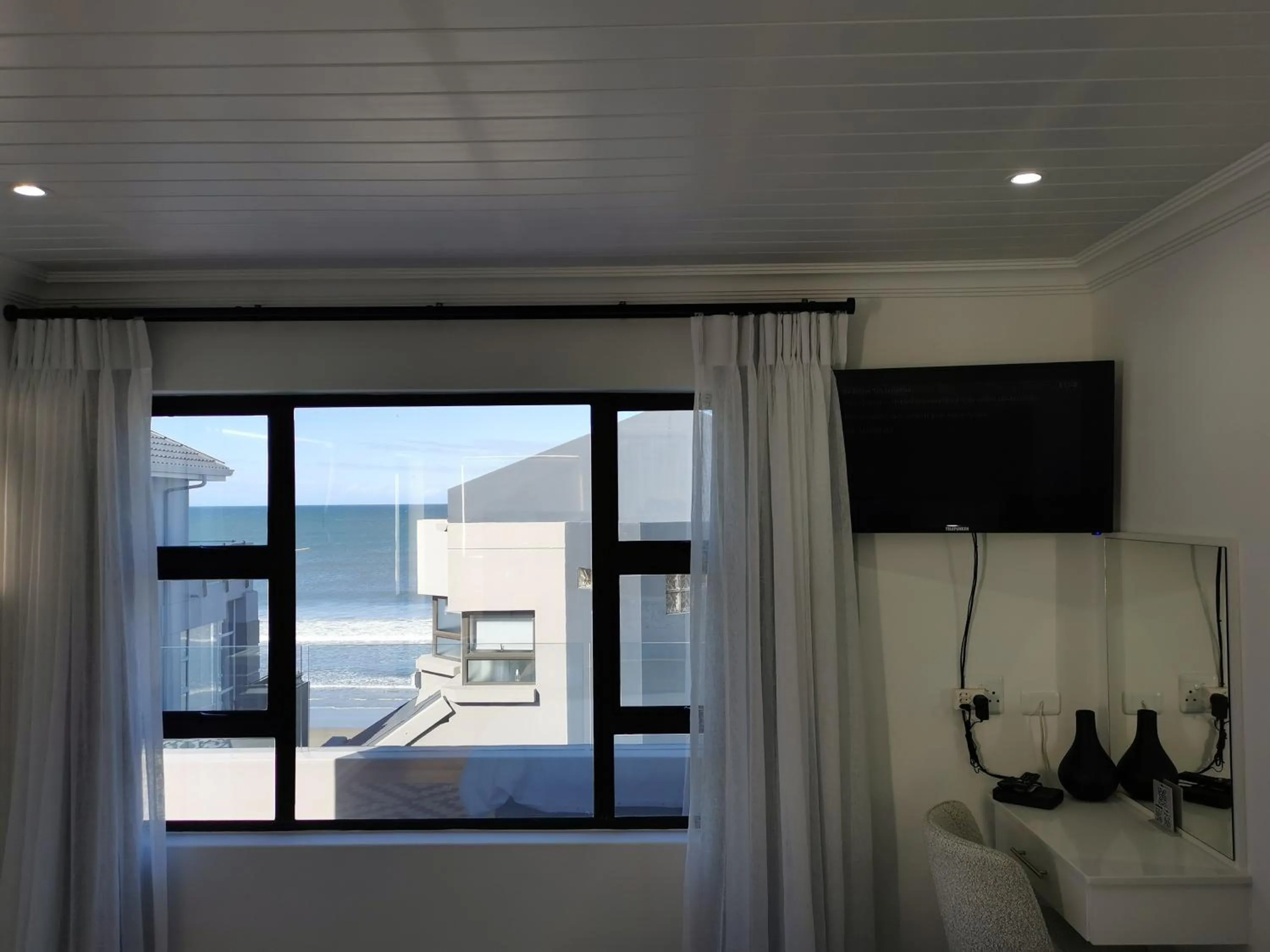 Bay Lodge on the Beach