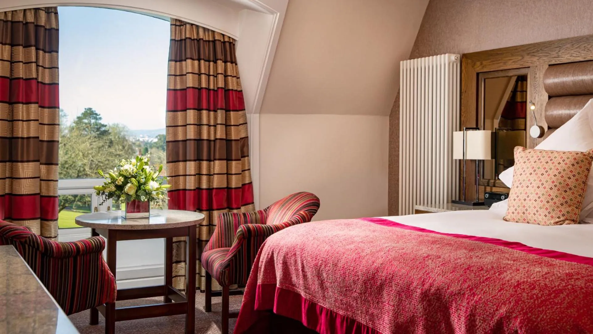 Bedroom, Bed in The Culloden Estate and Spa