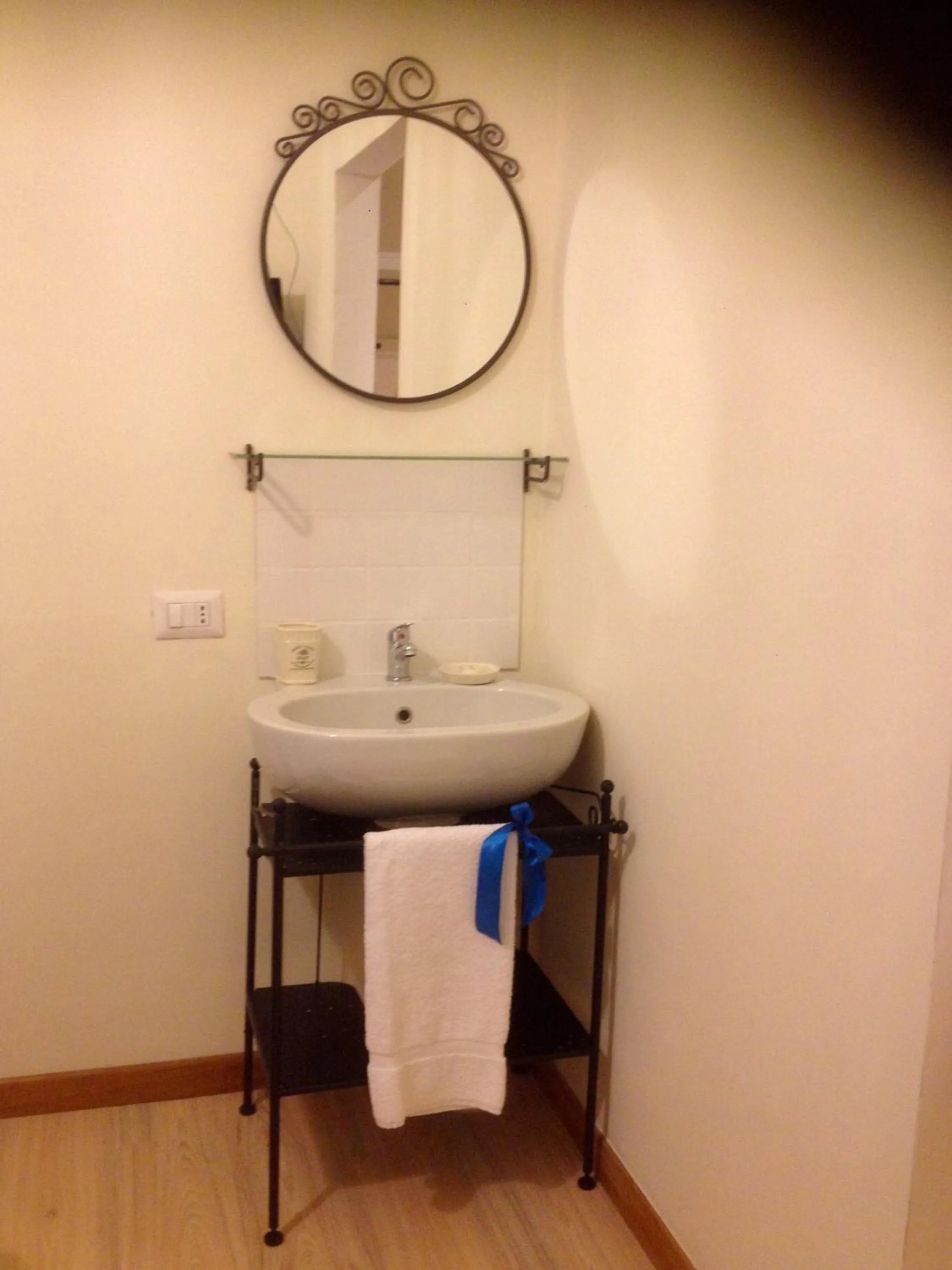 Decorative detail in Soggiorno Arcobaleno