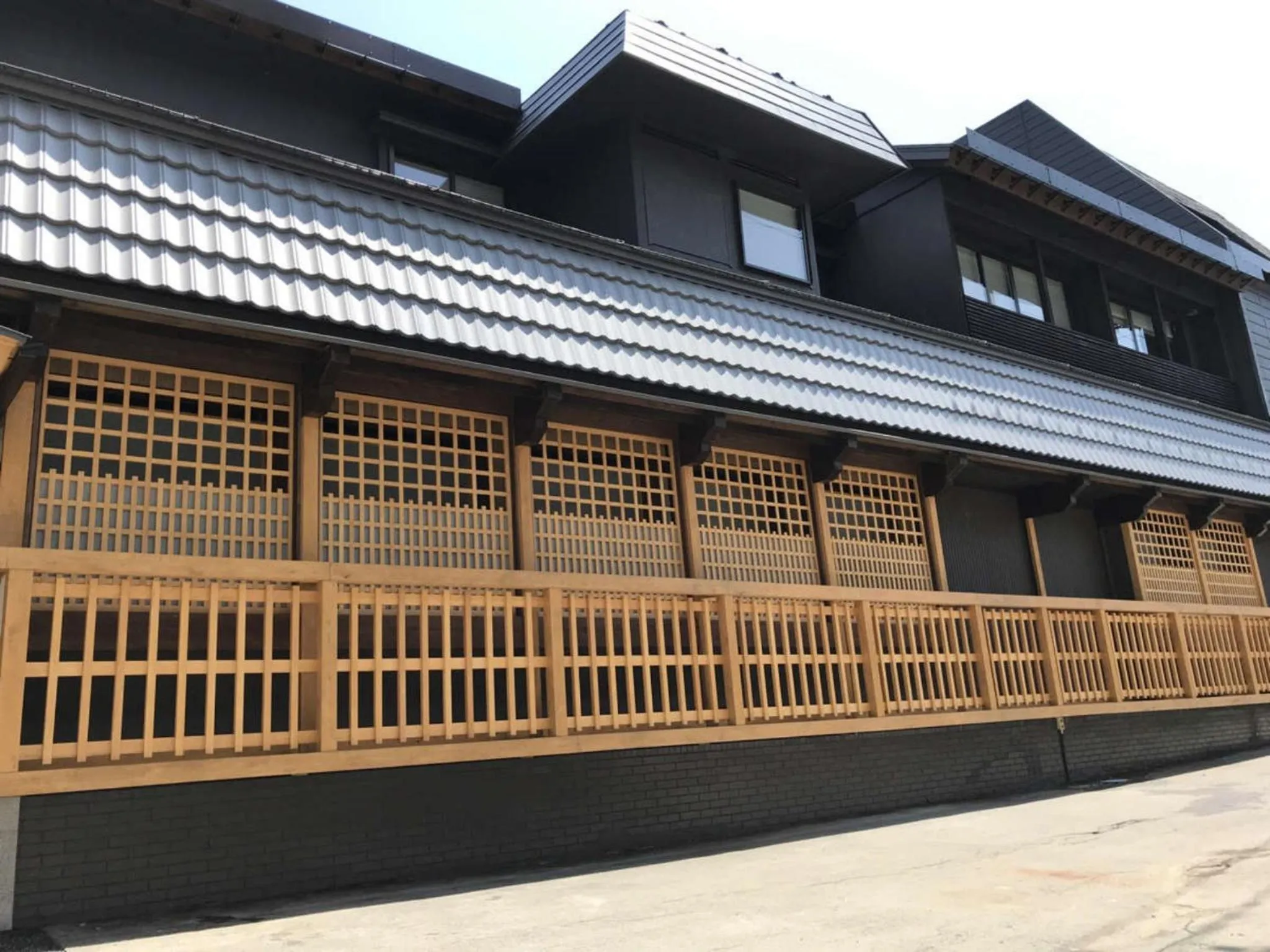 Property building in Gensen Ichinoyu