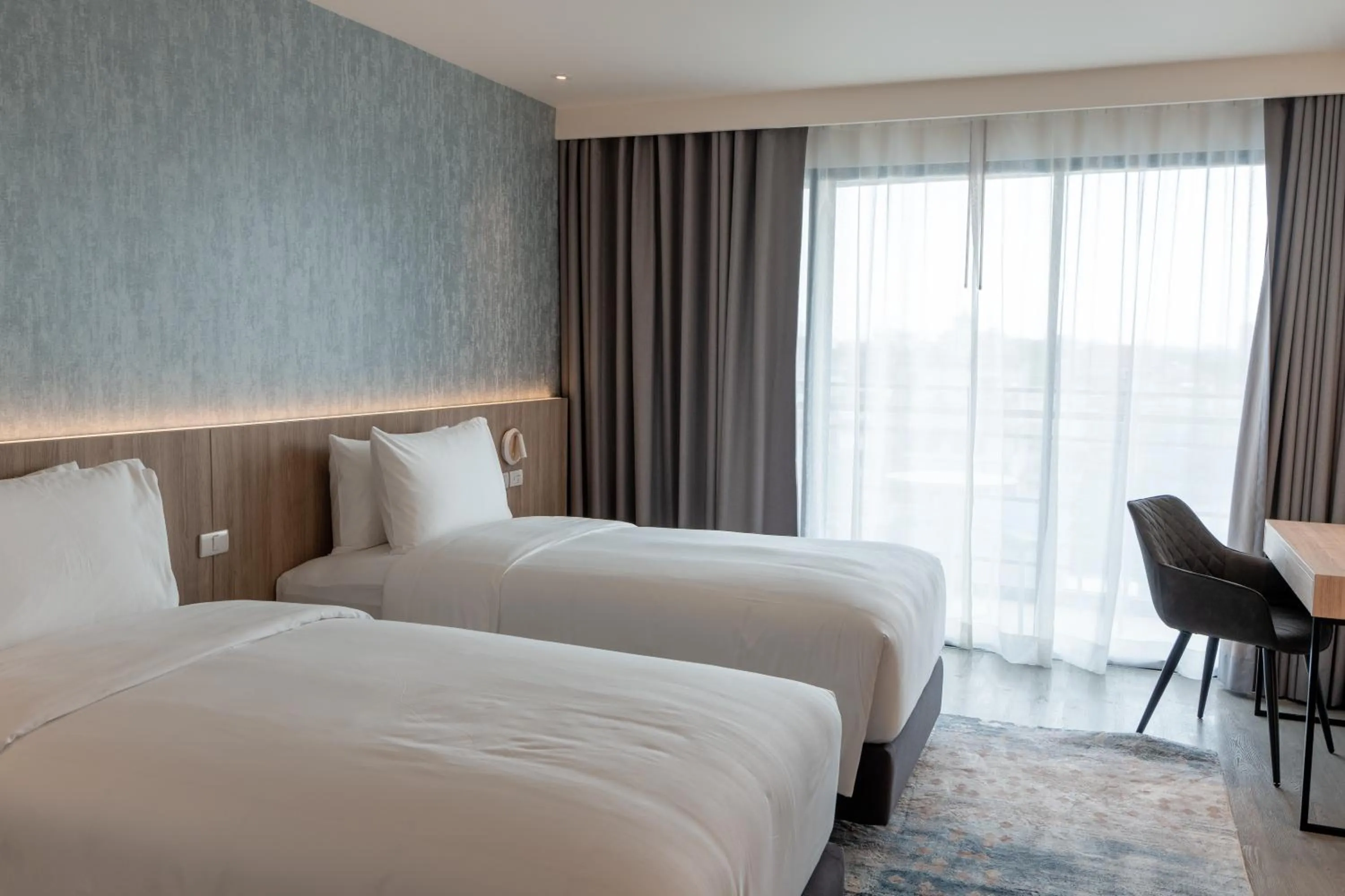 Bedroom, Bed in GLOW Bangkok Riverside