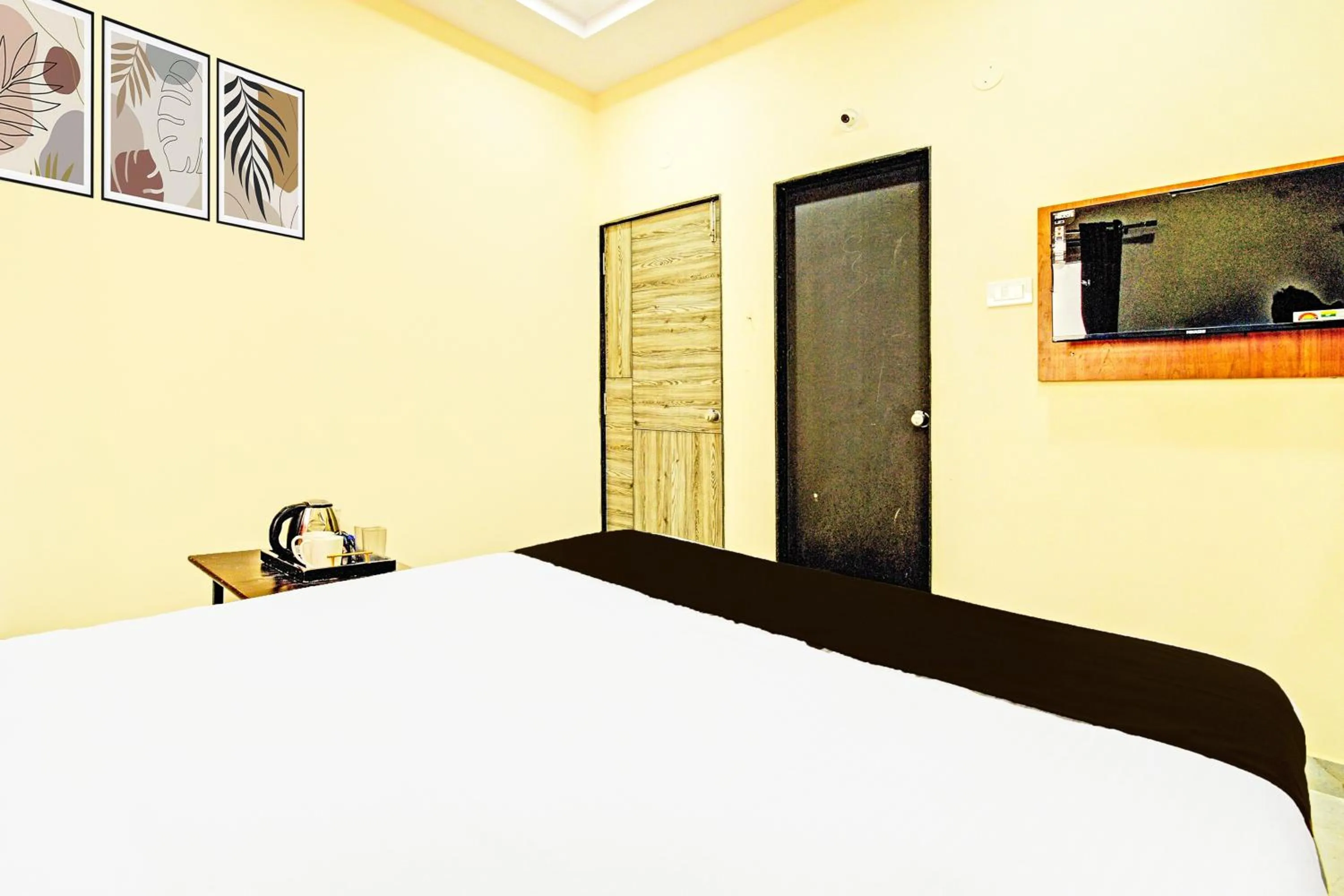 Bedroom in Hotel O Vaishnavi Grand