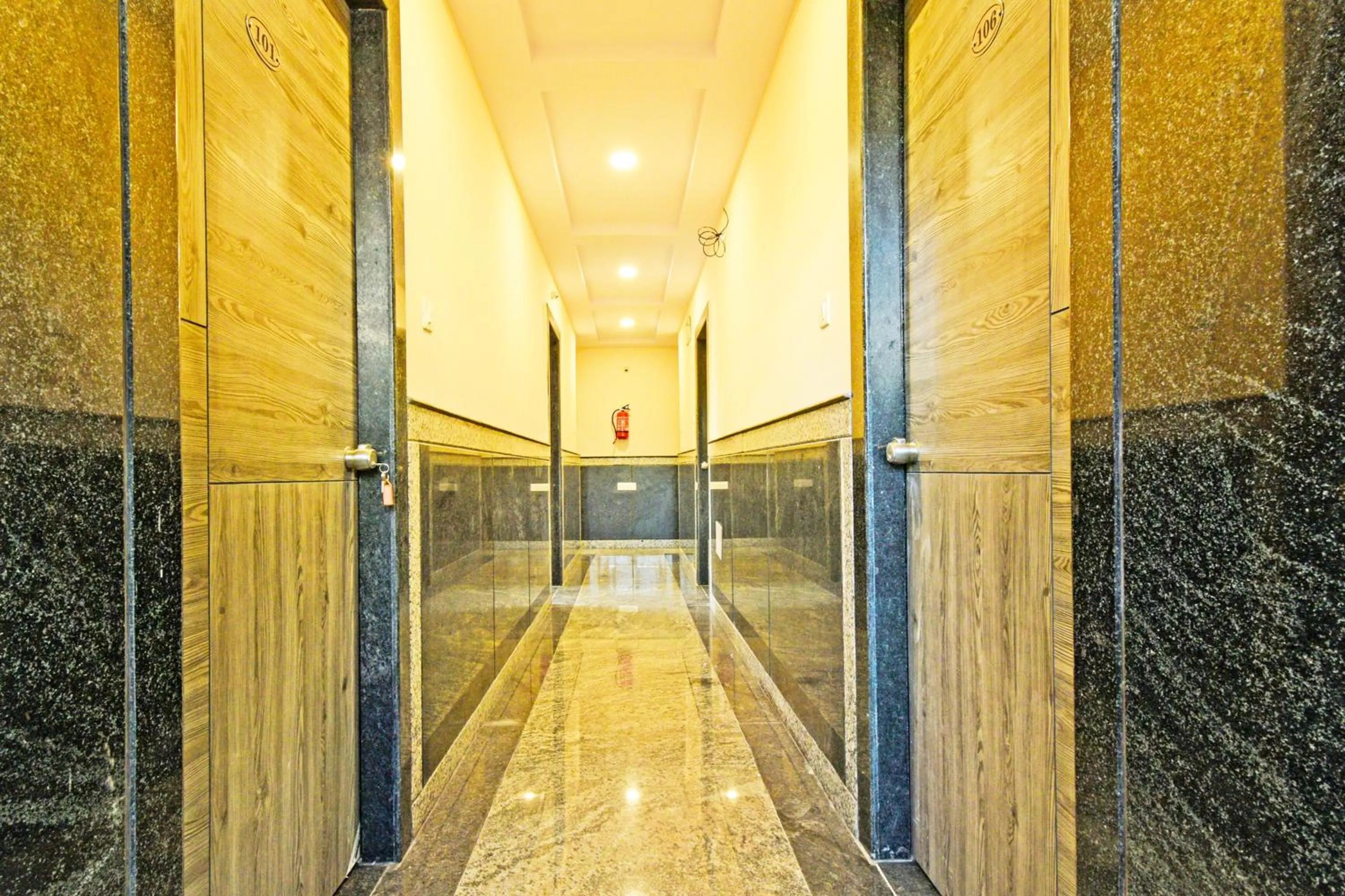Lobby or reception in Hotel O Vaishnavi Grand