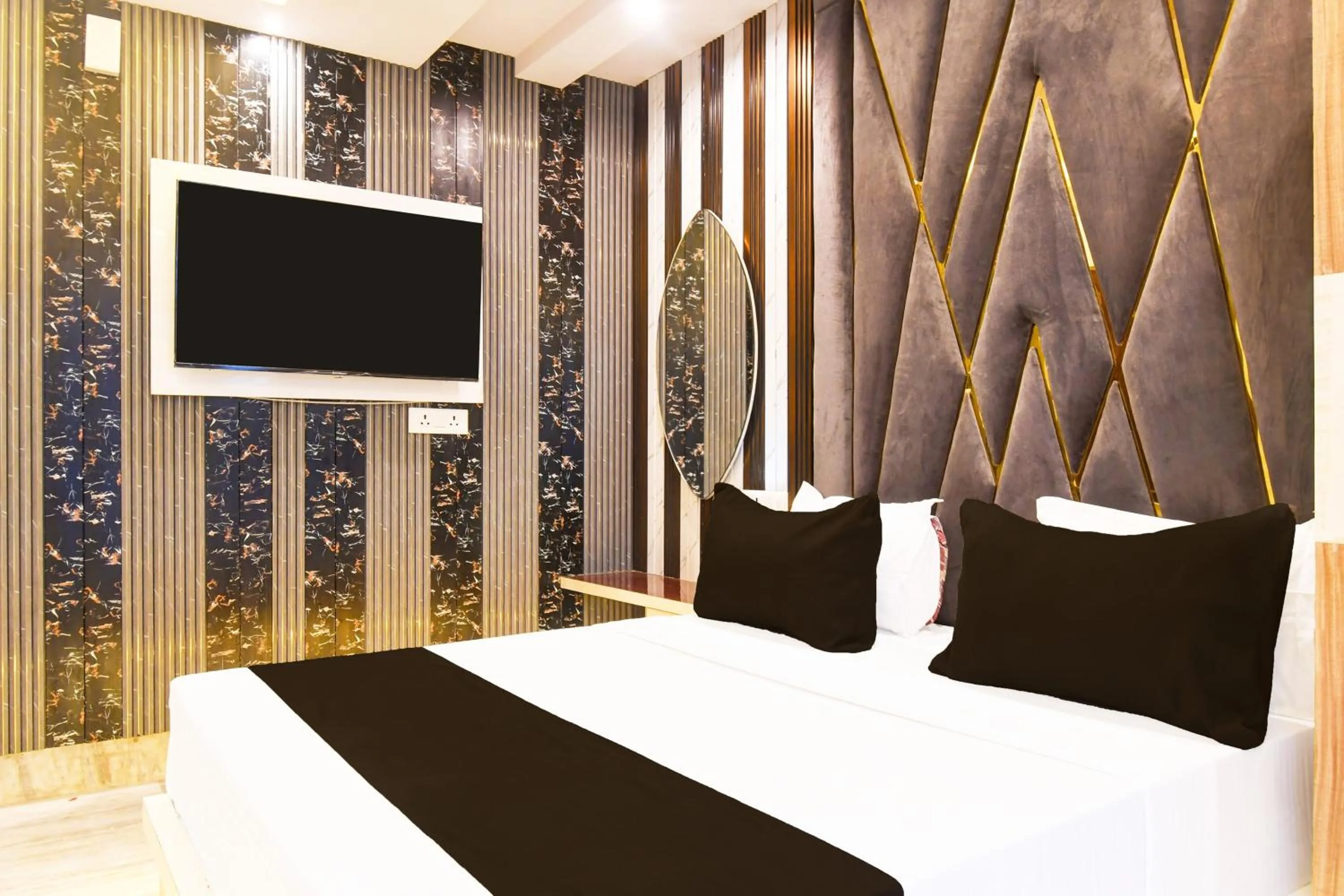 Bedroom, Bed in Super Hotel O HAVEN INN