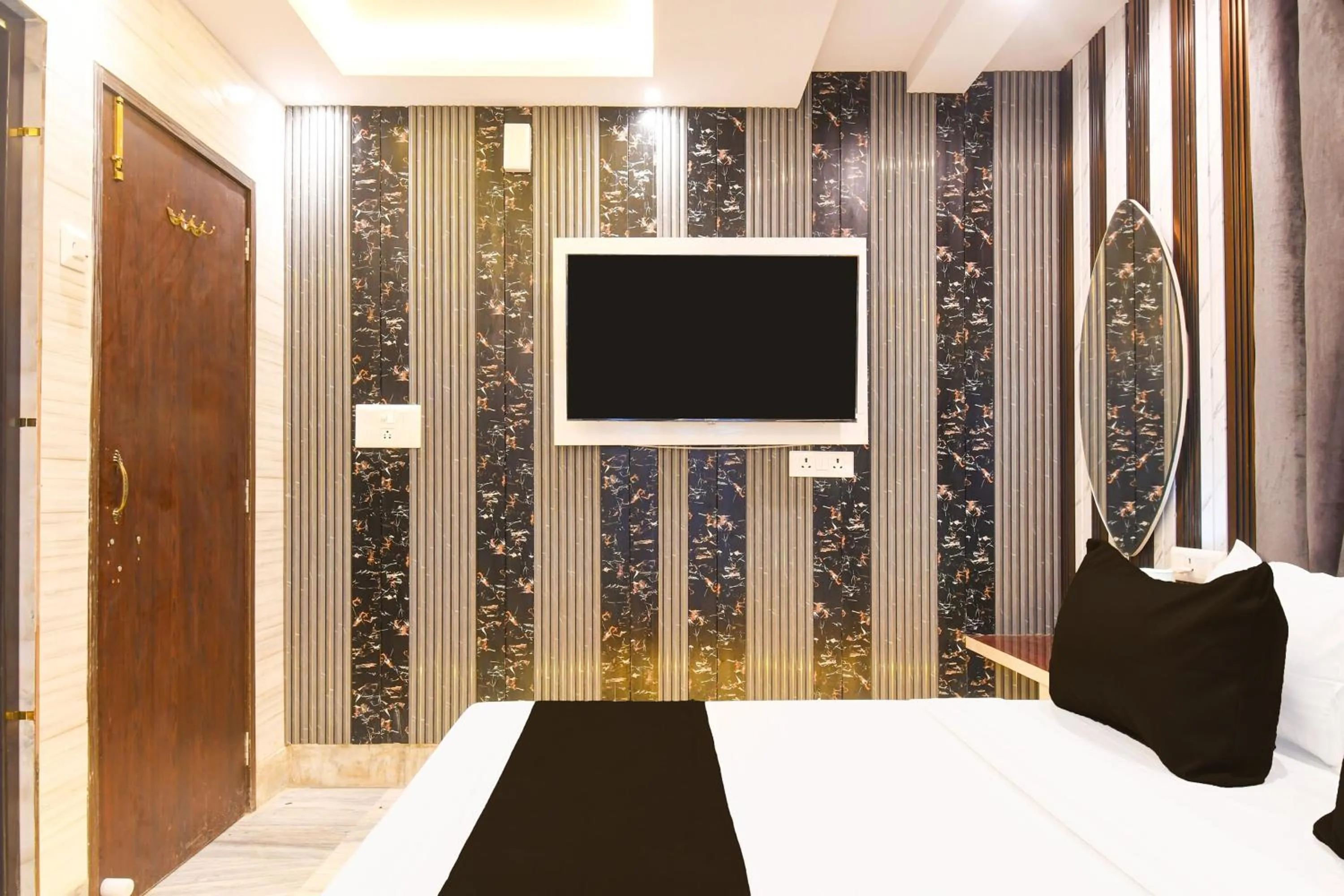 Bedroom, Bed in Super Hotel O HAVEN INN