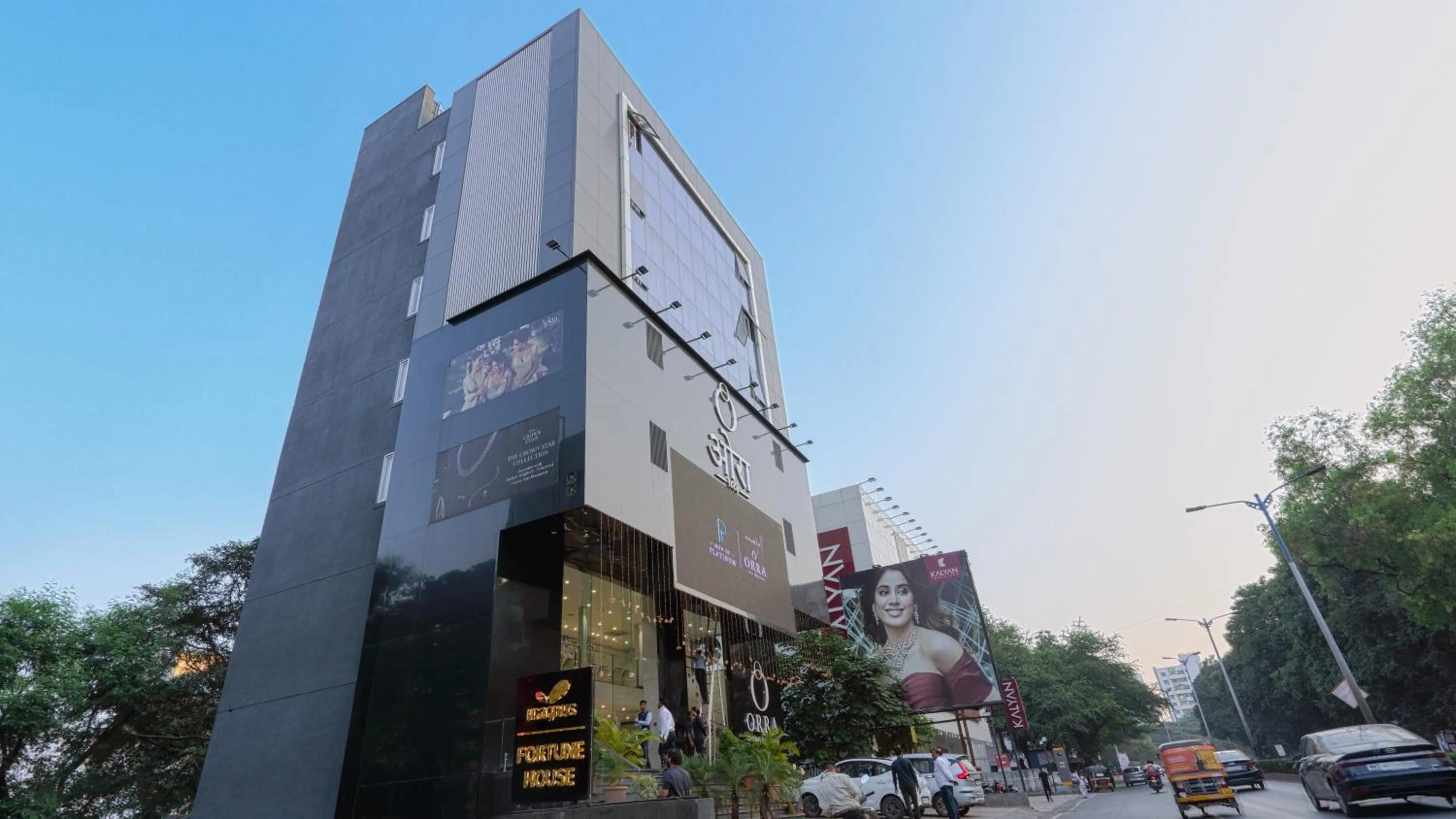 Property building in Magnus Fortune House Business Hotel , Magarpatta