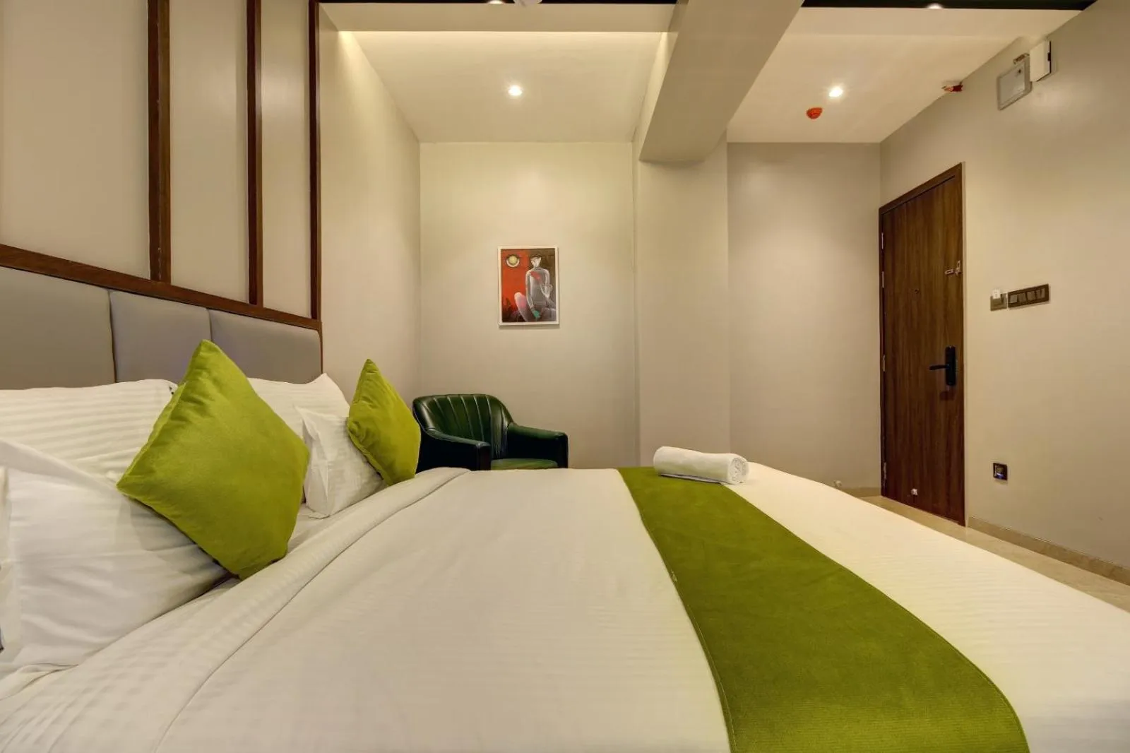 Bed in Magnus Fortune House Business Hotel , Magarpatta