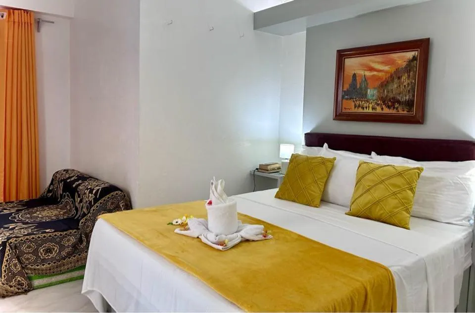 Bed in Moonlight Breeze Inn Boracay