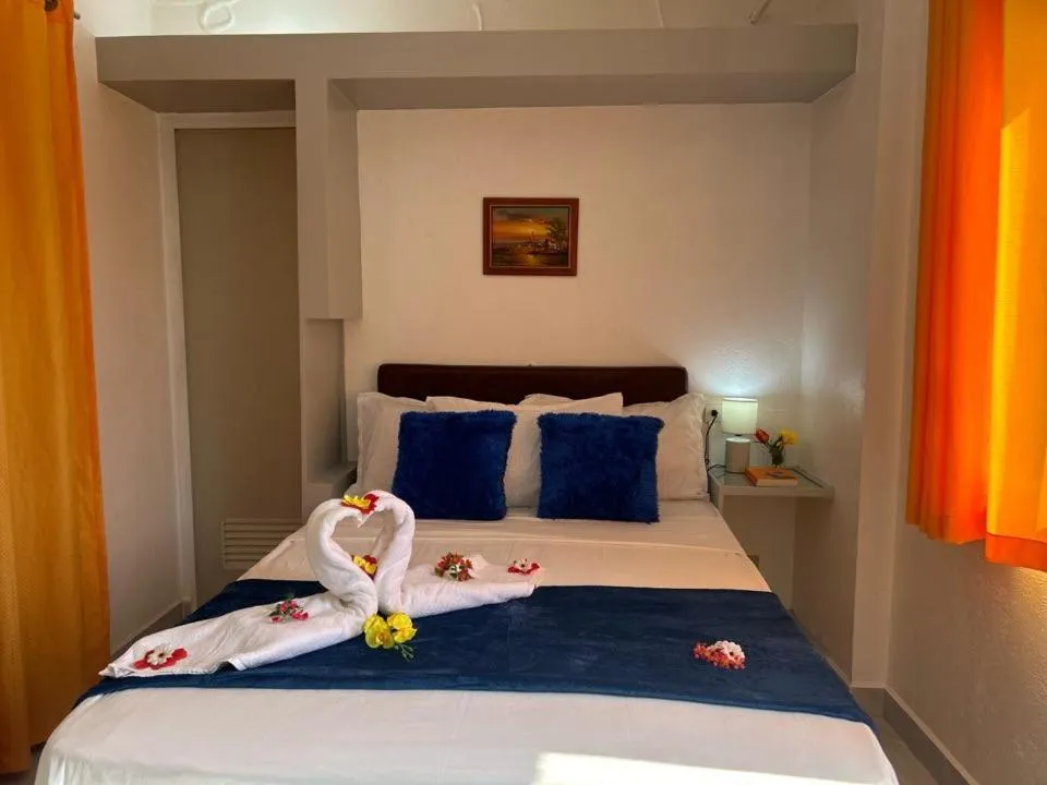 Bed in Moonlight Breeze Inn Boracay