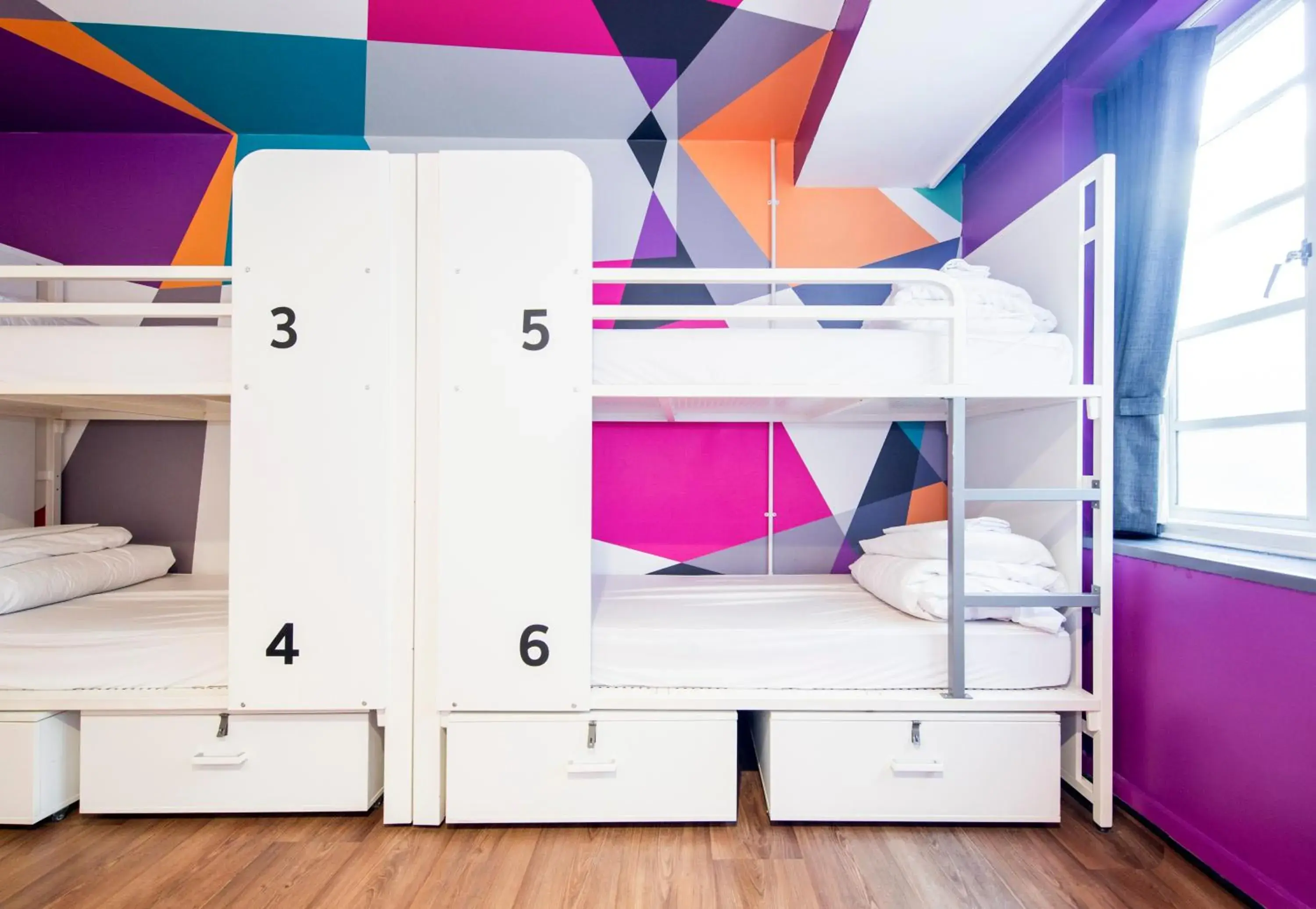 1 Bed in a 6-Bed Mixed Shared Dorm in Generator London 1 Bed in a 6-Bed Mixed Shared Dorm in Generator London