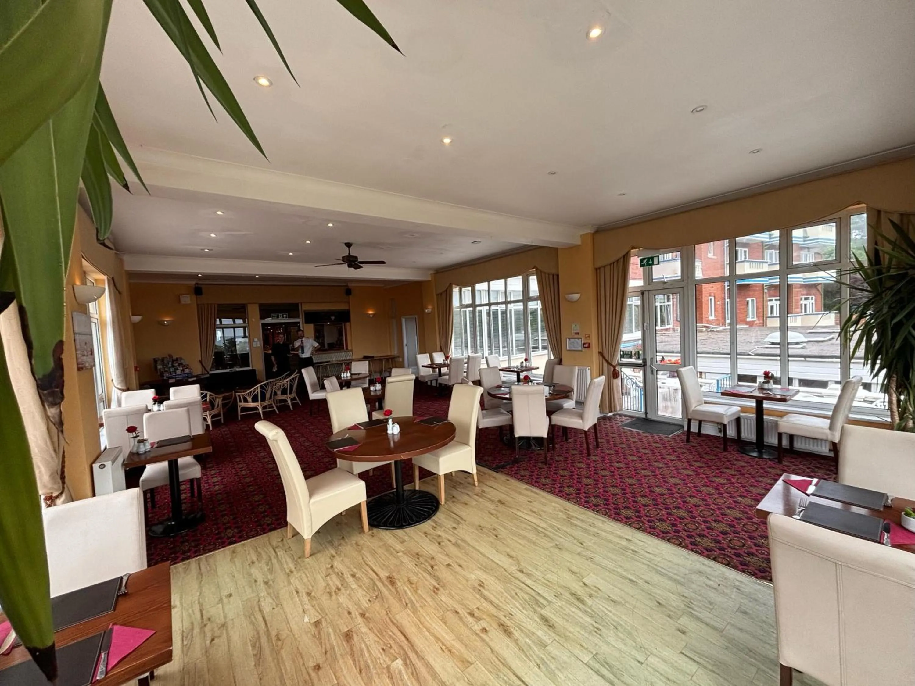 Communal lounge/ TV room in The Devoncourt Resort