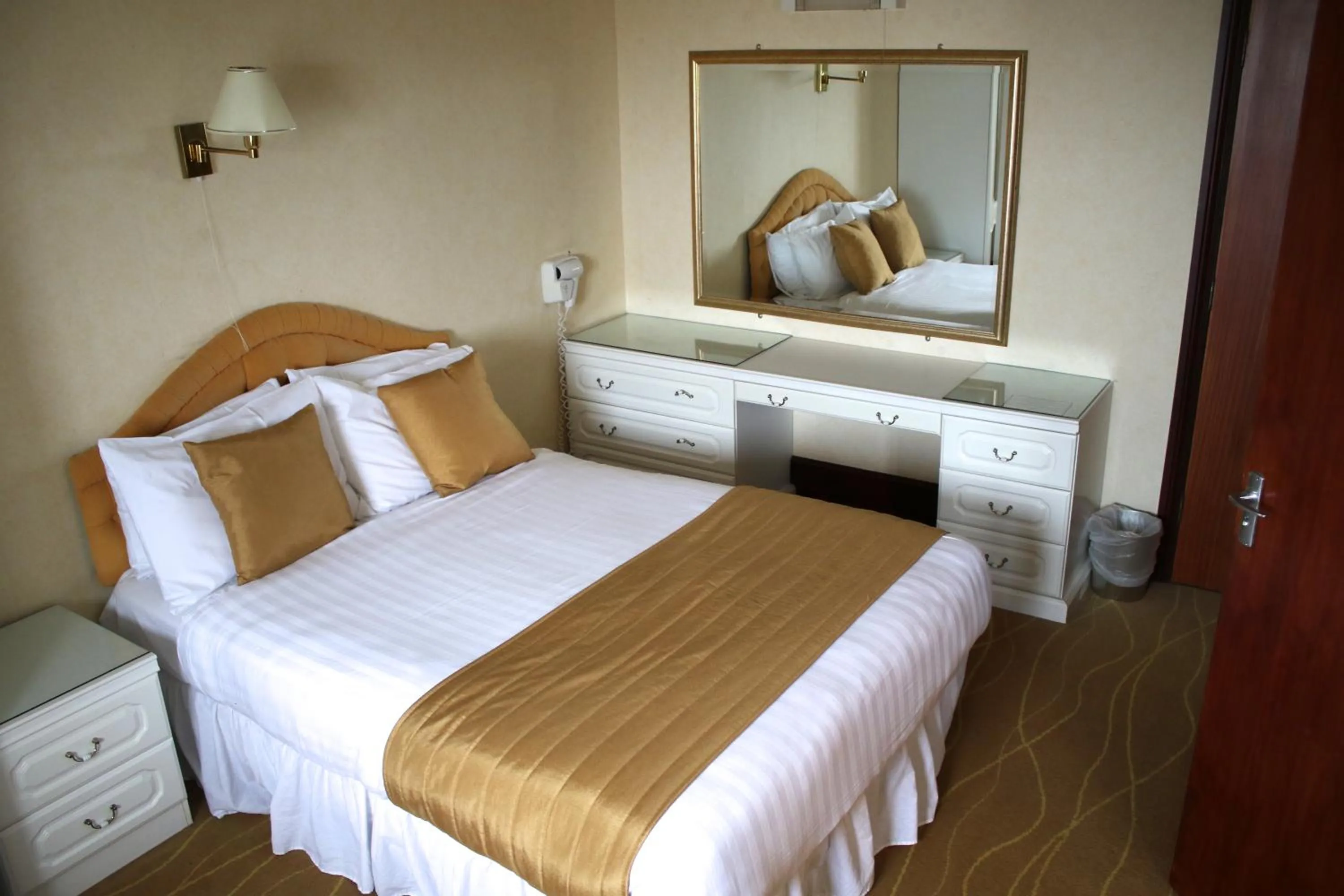 Bed in The Devoncourt Resort