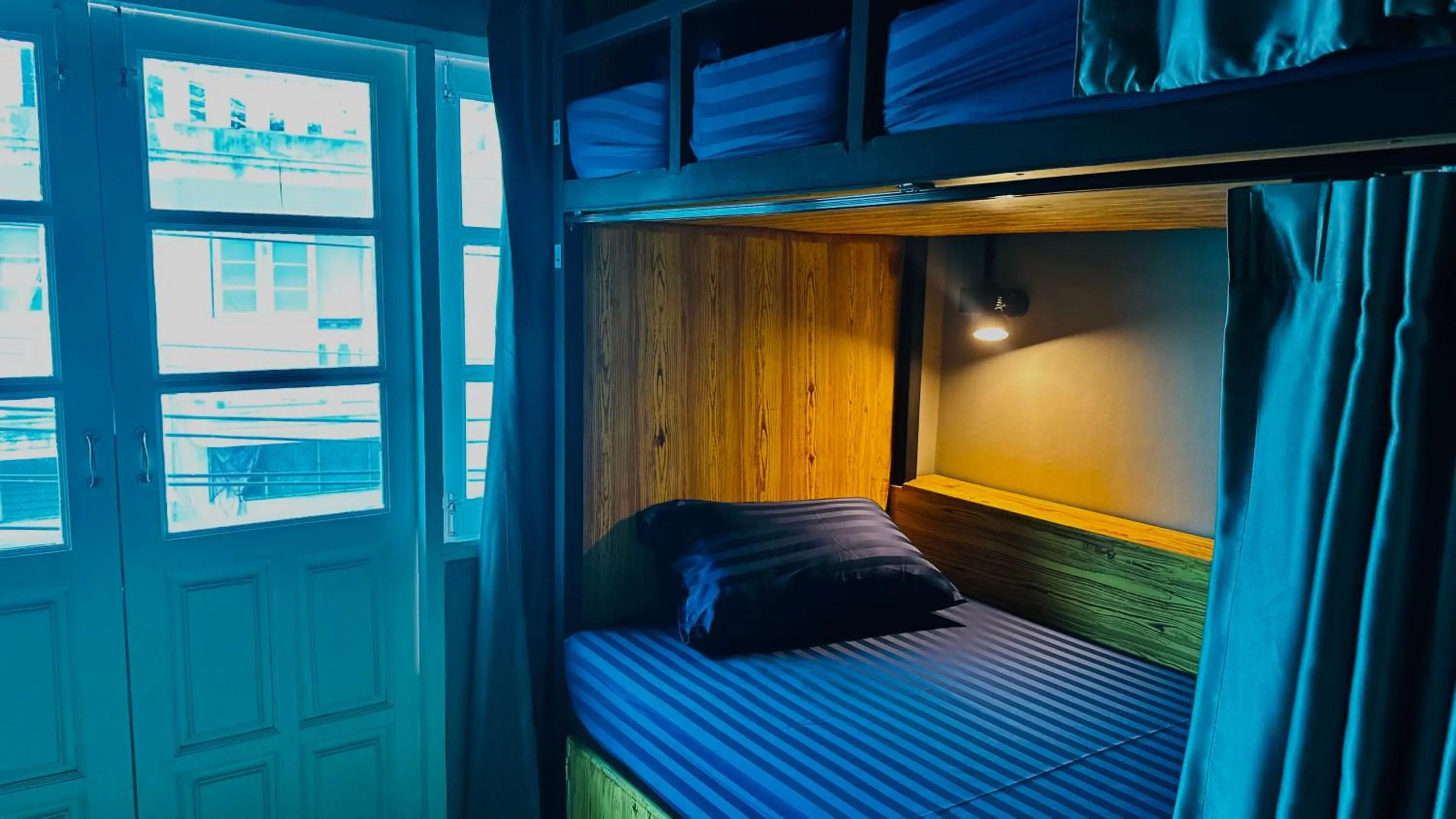 bunk bed, Bed in Friends Station Tukkom Hostel & Cafe