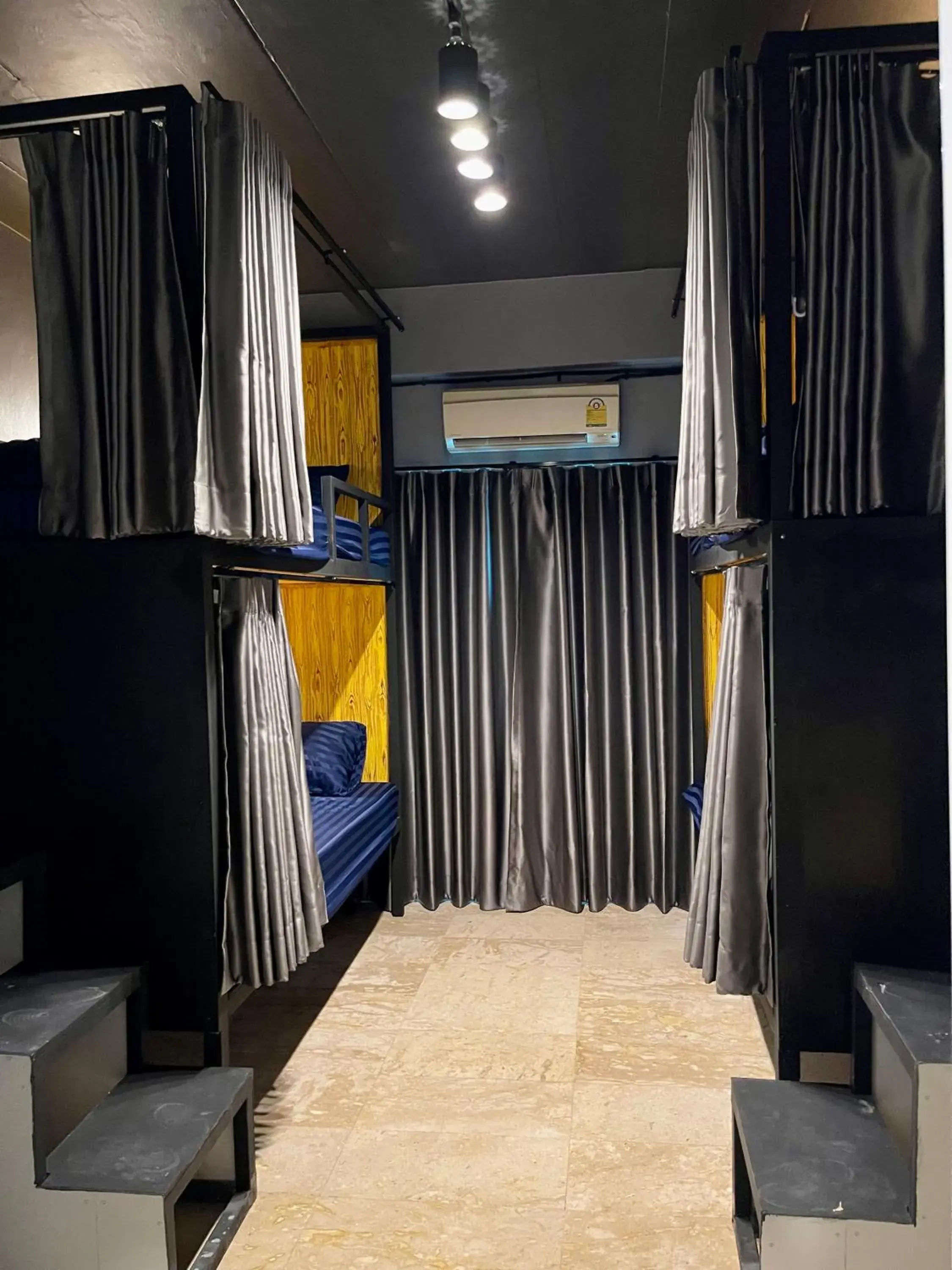 Bunk Bed in Mixed Dormitory Room in Friends Station Tukkom Hostel & Cafe Bunk Bed in Mixed Dormitory Room in Friends Station Tukkom Hostel & Cafe