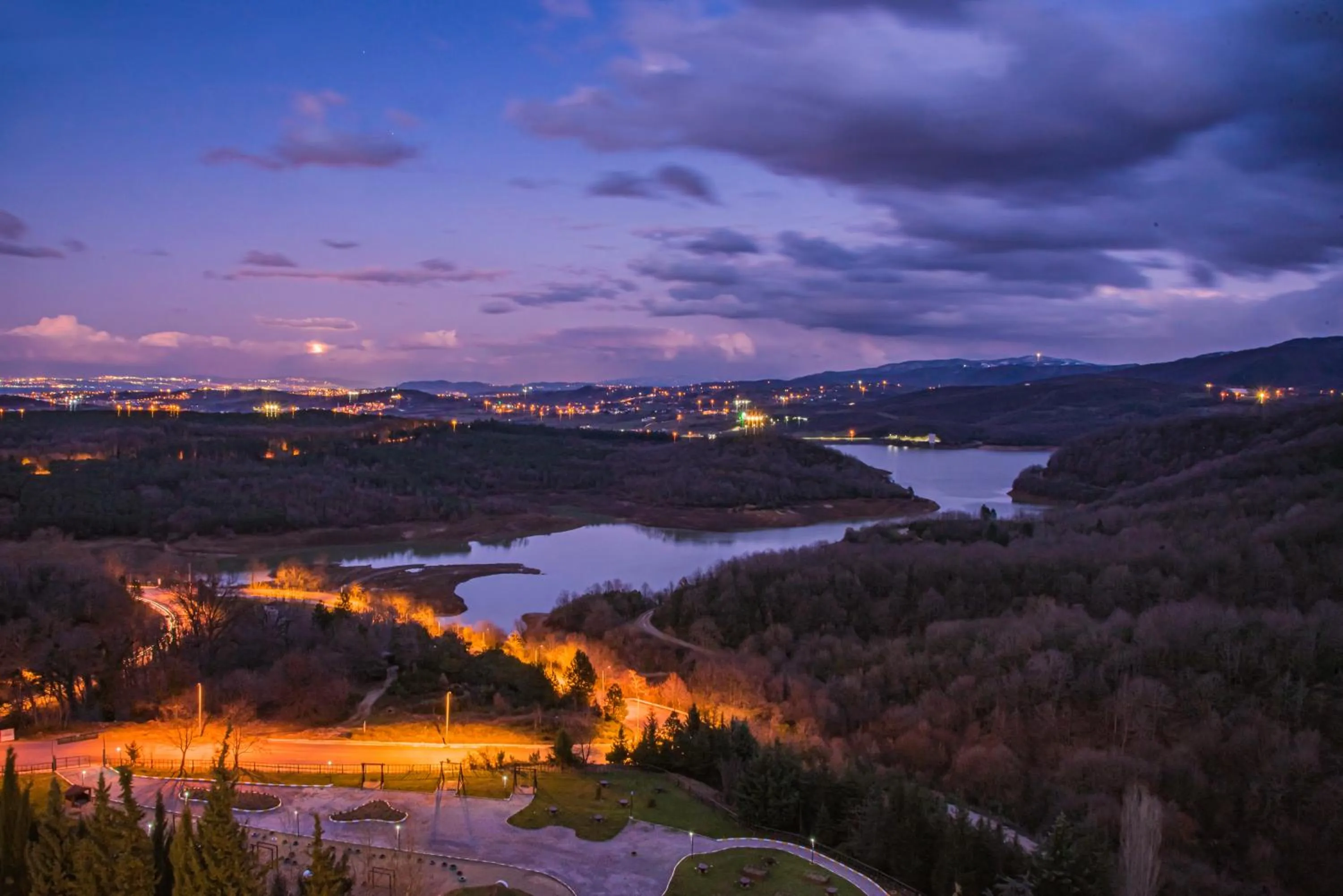 Lake view in Asr-ı Ala Yalova Thermal