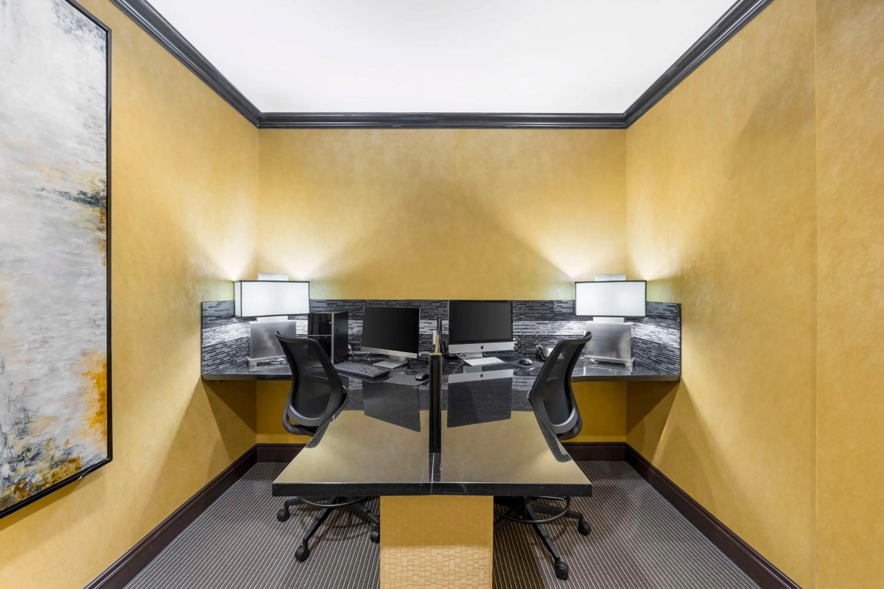 Business facilities in Best Western Plus Emerald Inn & Suites