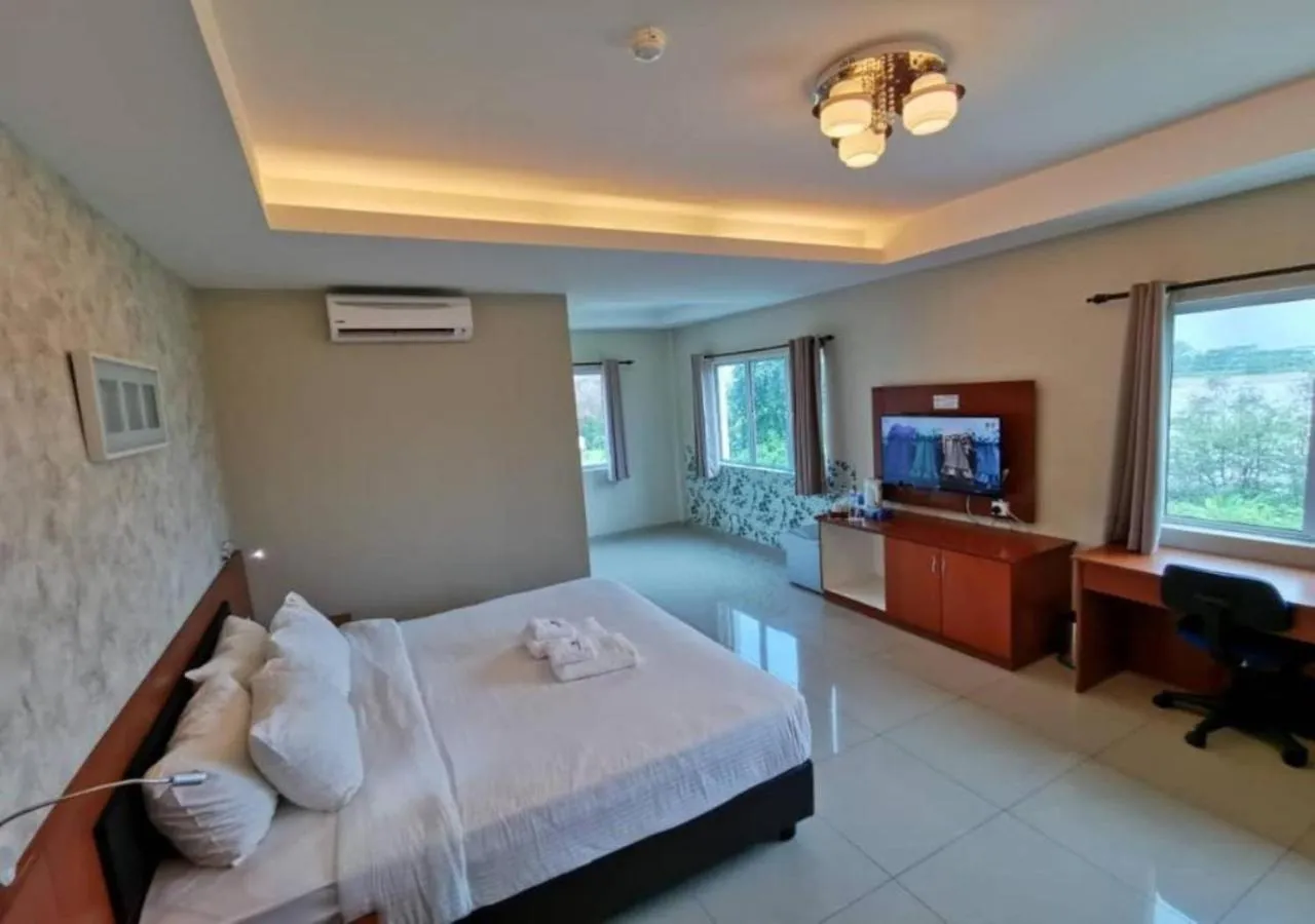 View (from property/room), Bed in Yew Boutique Hotel