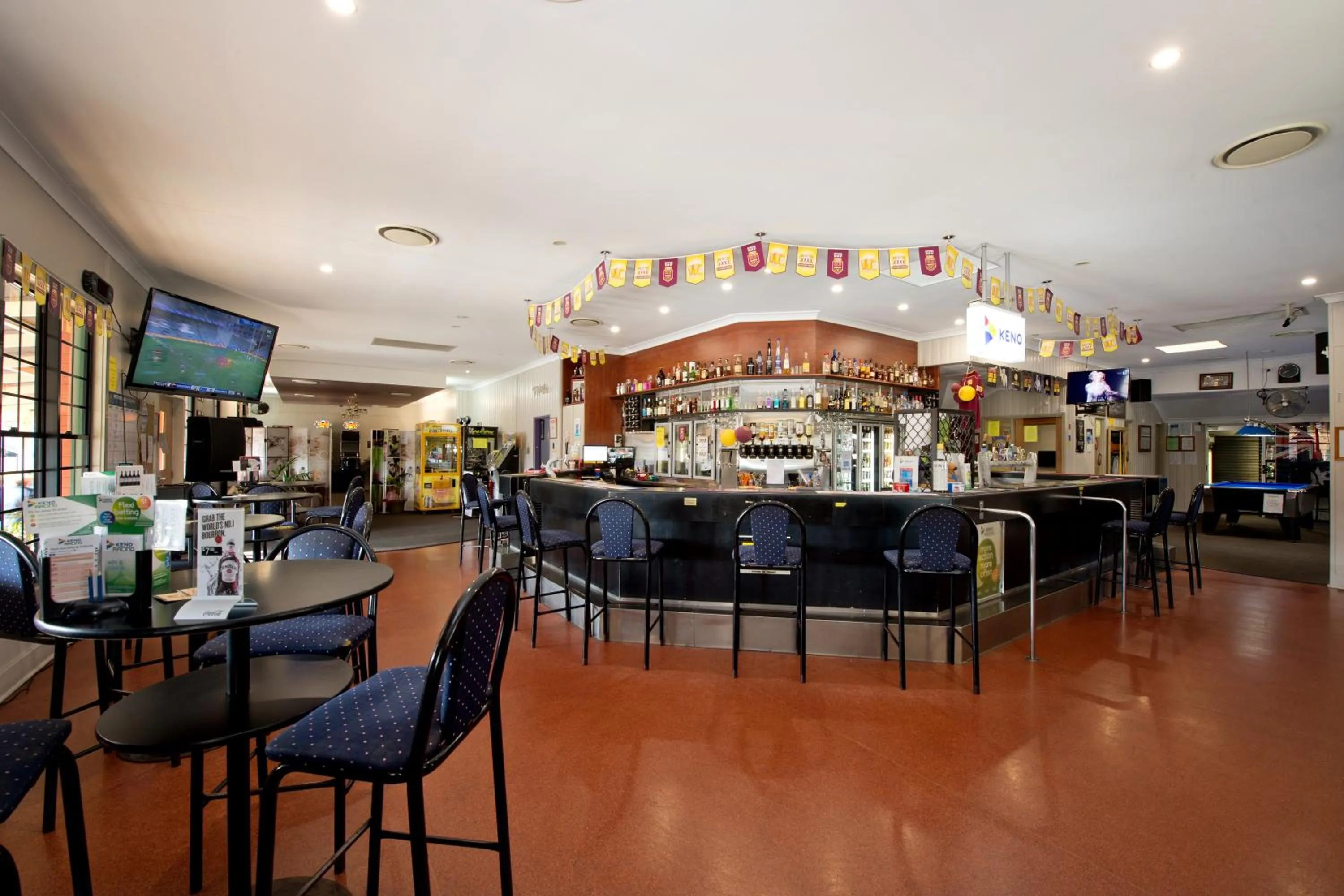 Lounge or bar in Lamington Hotel Motel - Detached Motel