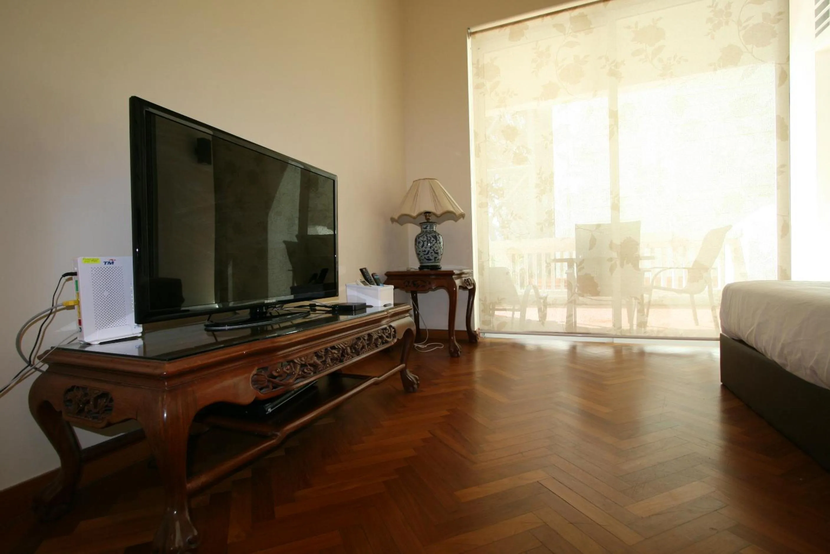 TV and multimedia in Profolio @ Straits Quay