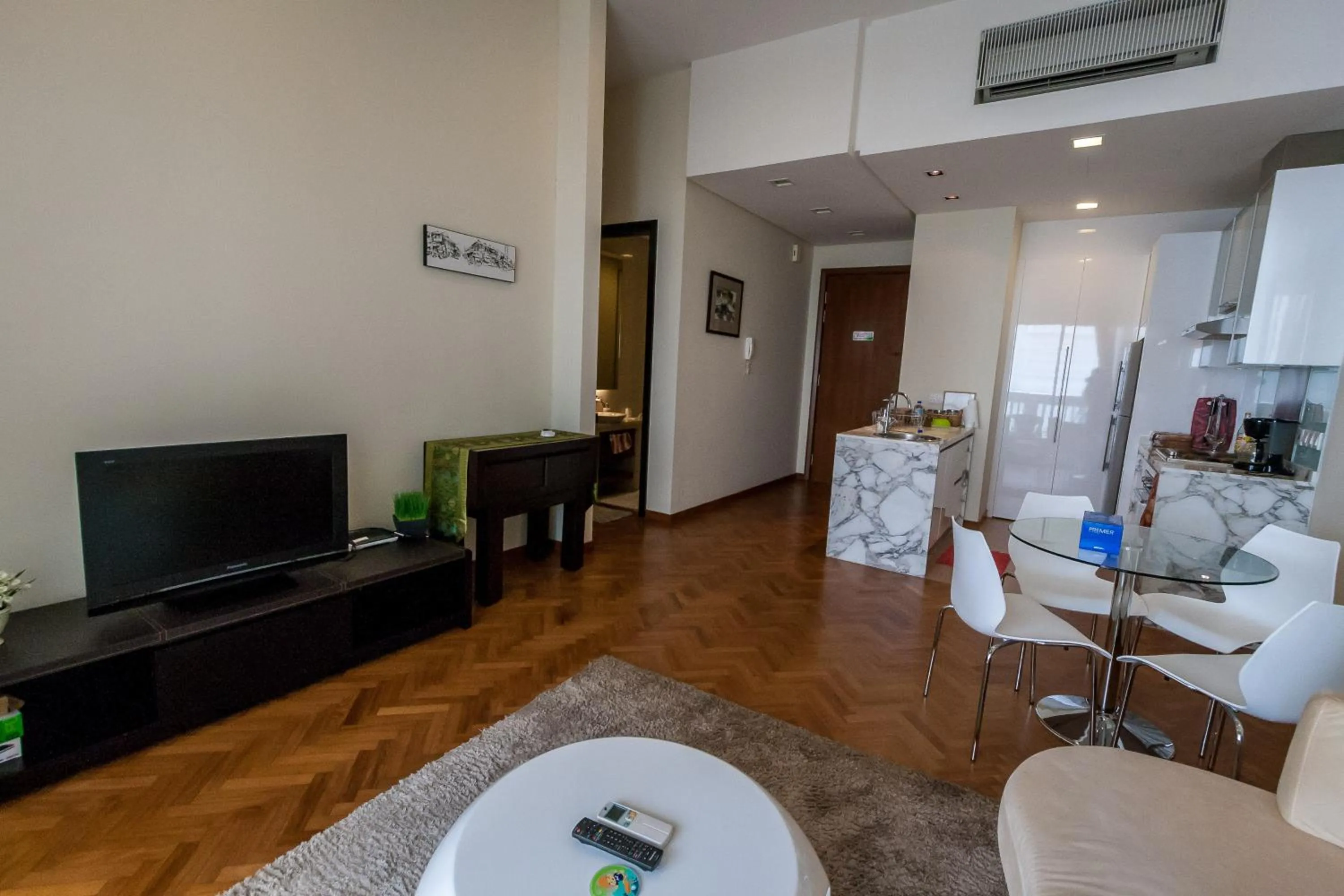 Kitchen or kitchenette in Profolio @ Straits Quay