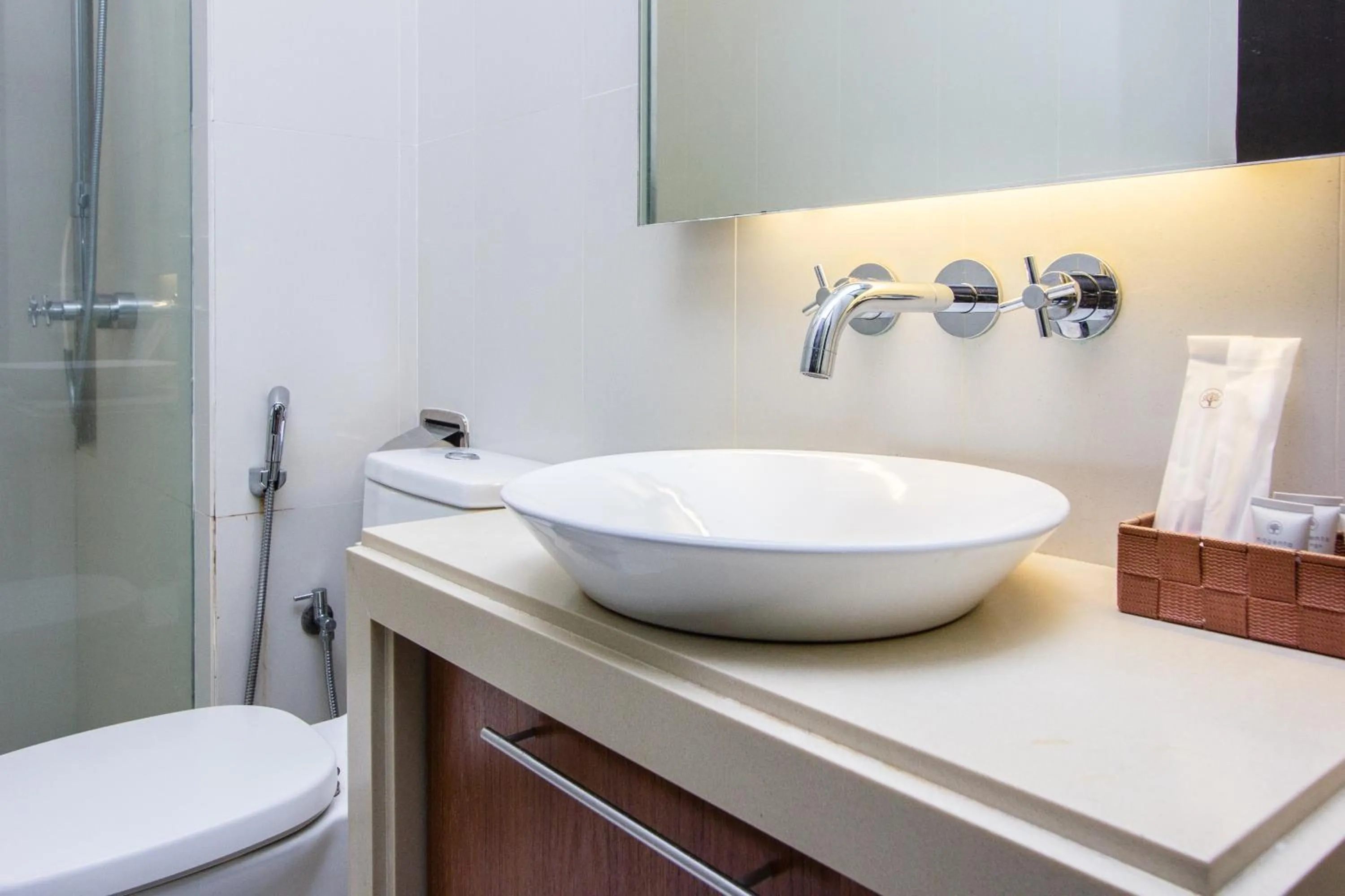 Bathroom in Profolio @ Straits Quay