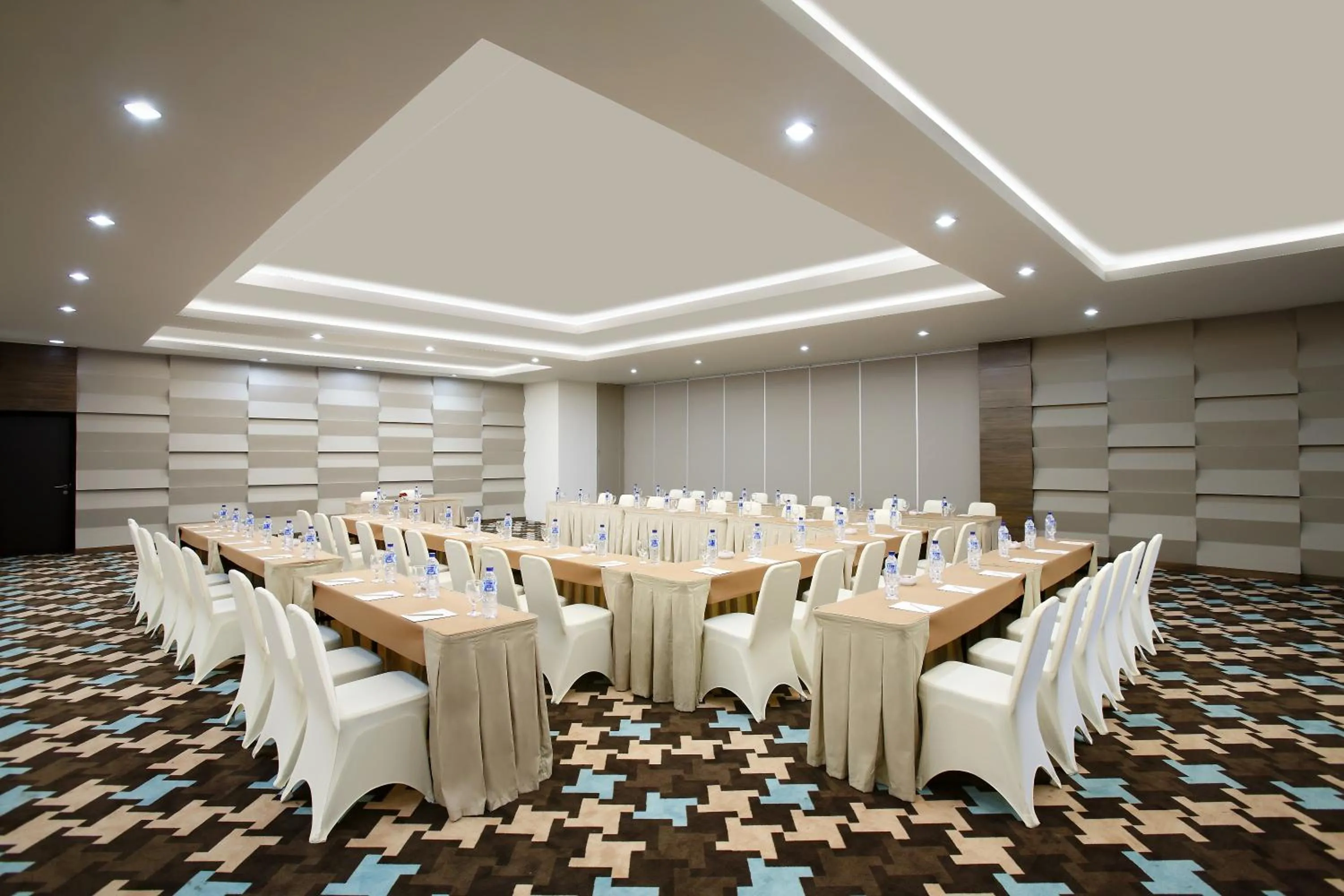 Meeting/conference room in Hotel Santika Kelapa Gading