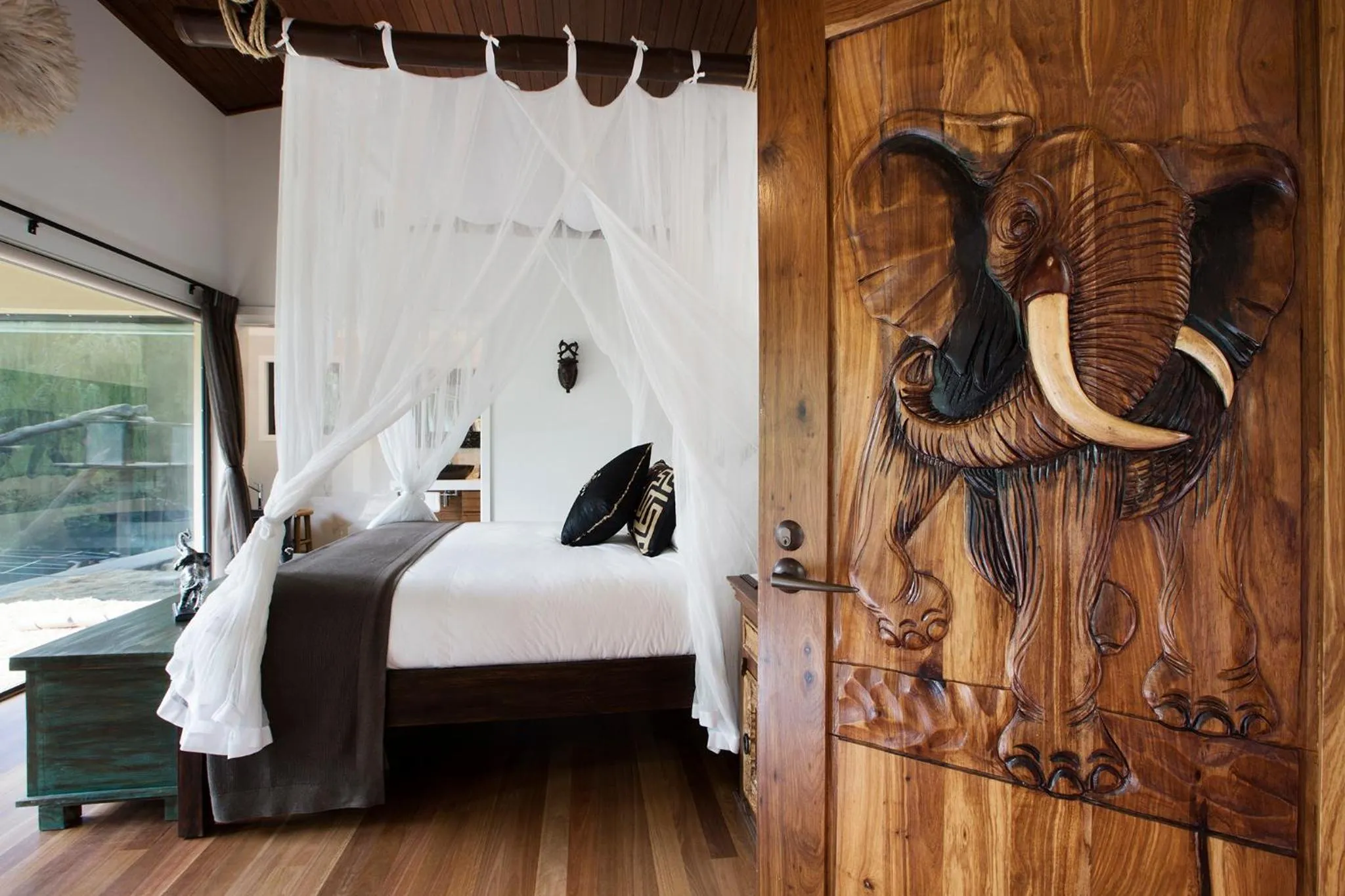 Photo of the whole room, Bed in Jamala Wildlife Lodge