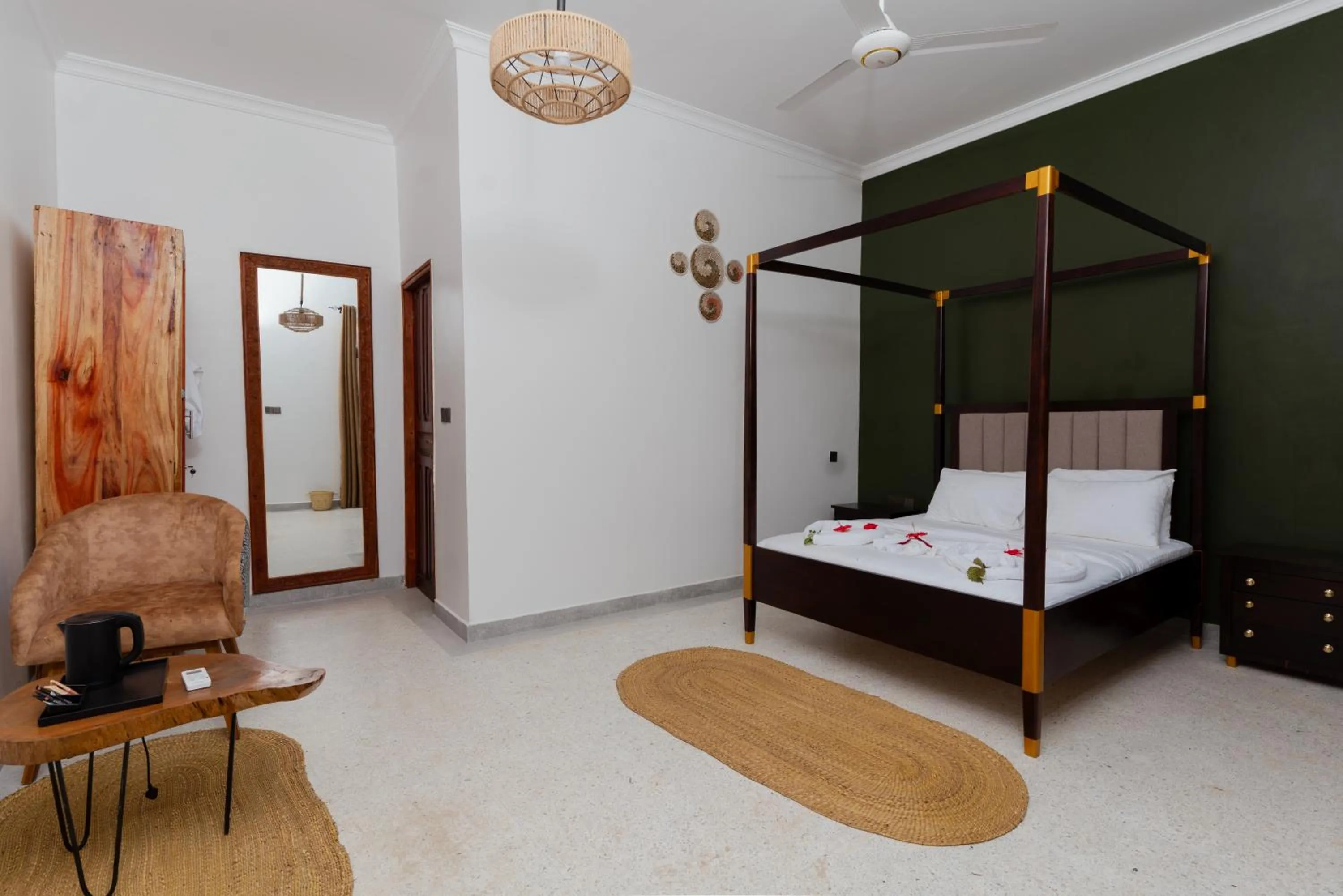 Photo of the whole room, Bed in Leparadis Zanzibar Boutique Hotel
