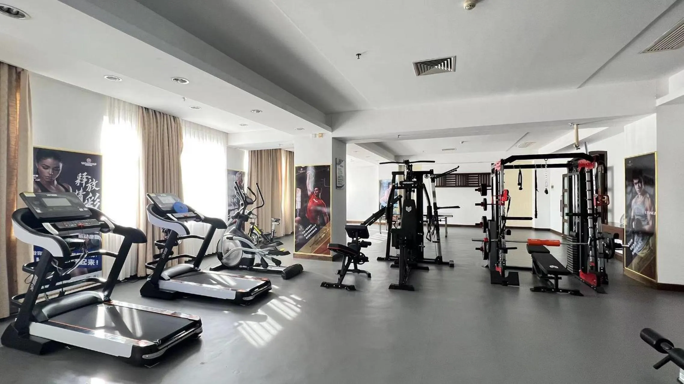 Fitness centre/facilities in Wenchang Waika Hotel