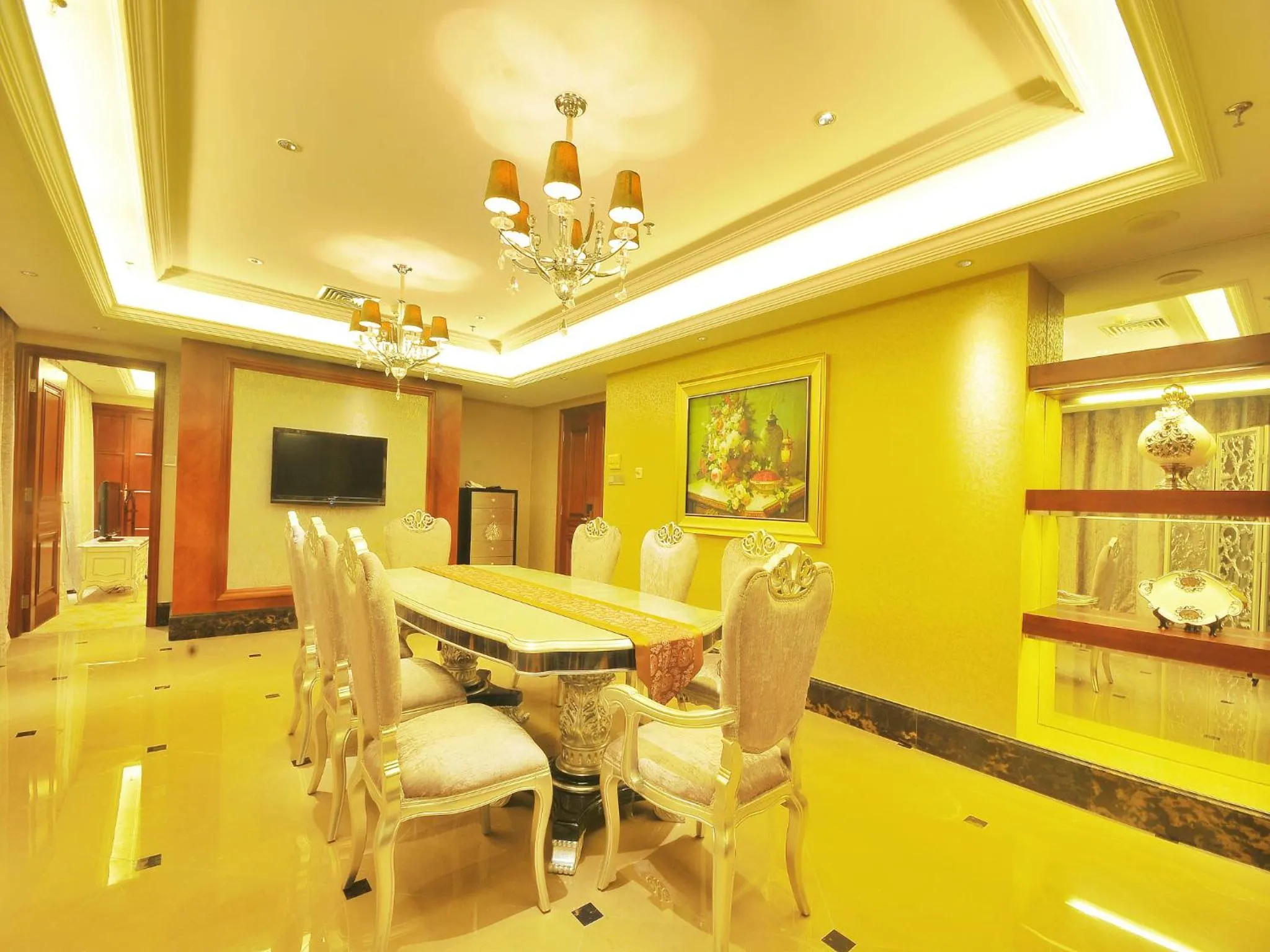 Dining area in Wenchang Waika Hotel