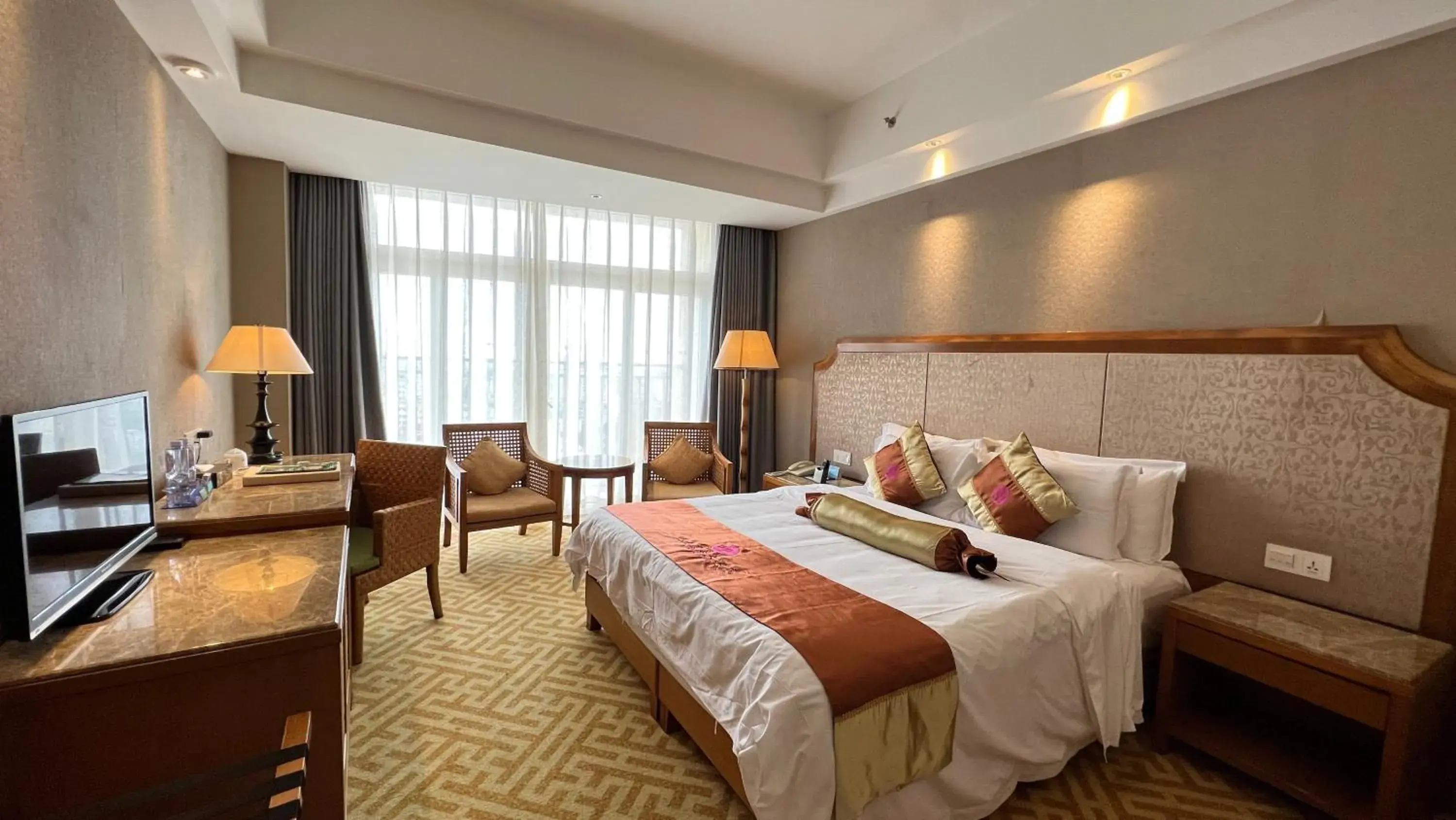Executive Queen Room in Wenchang Waika Hotel Executive Queen Room in Wenchang Waika Hotel