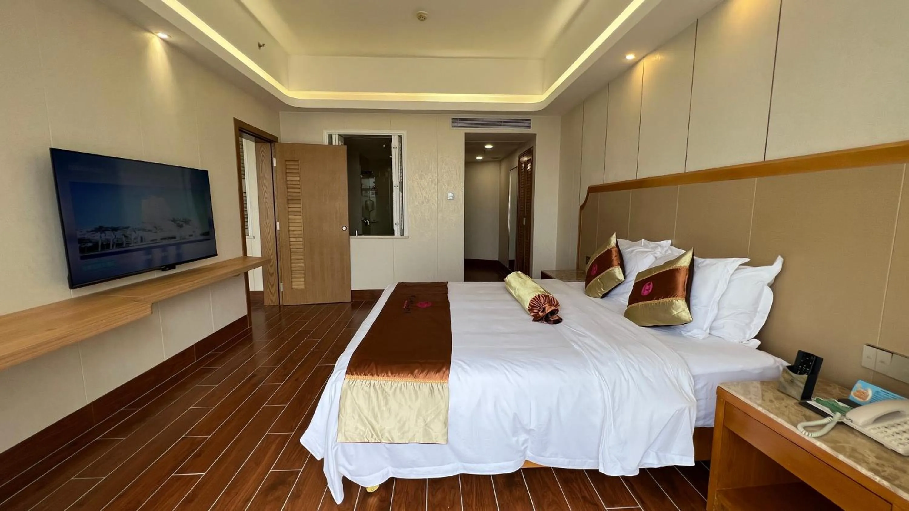 Bedroom, Bed in Wenchang Waika Hotel