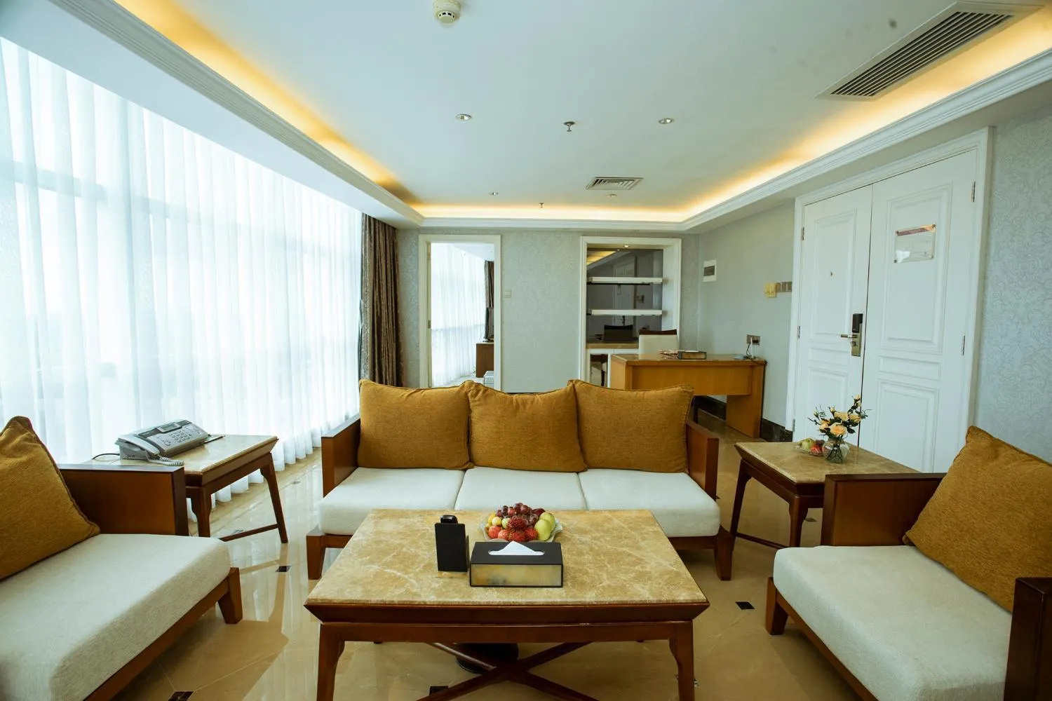 Living room in Wenchang Waika Hotel