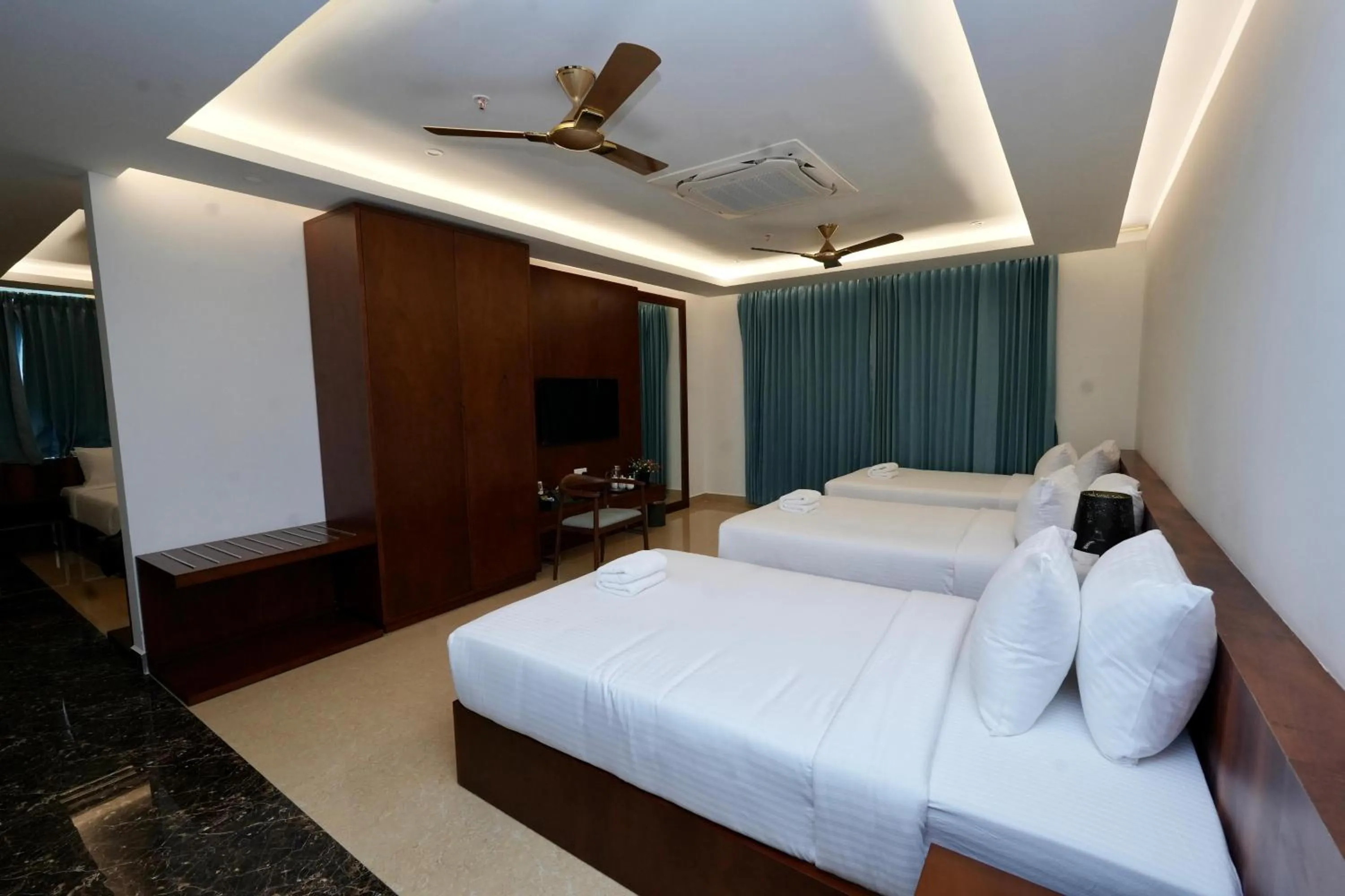 Bedroom, Bed in Le Royale Palace