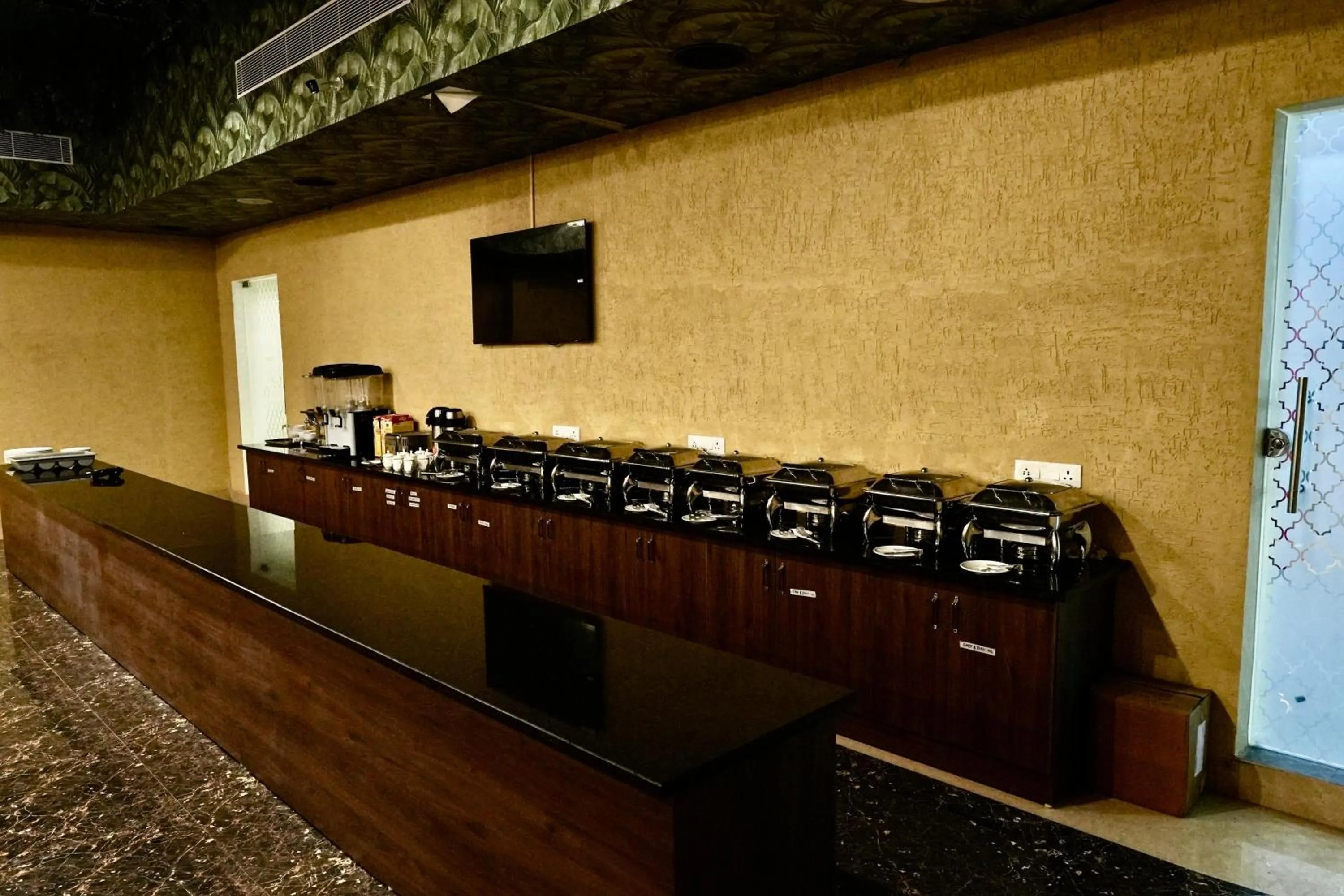 Breakfast in Le Royale Palace