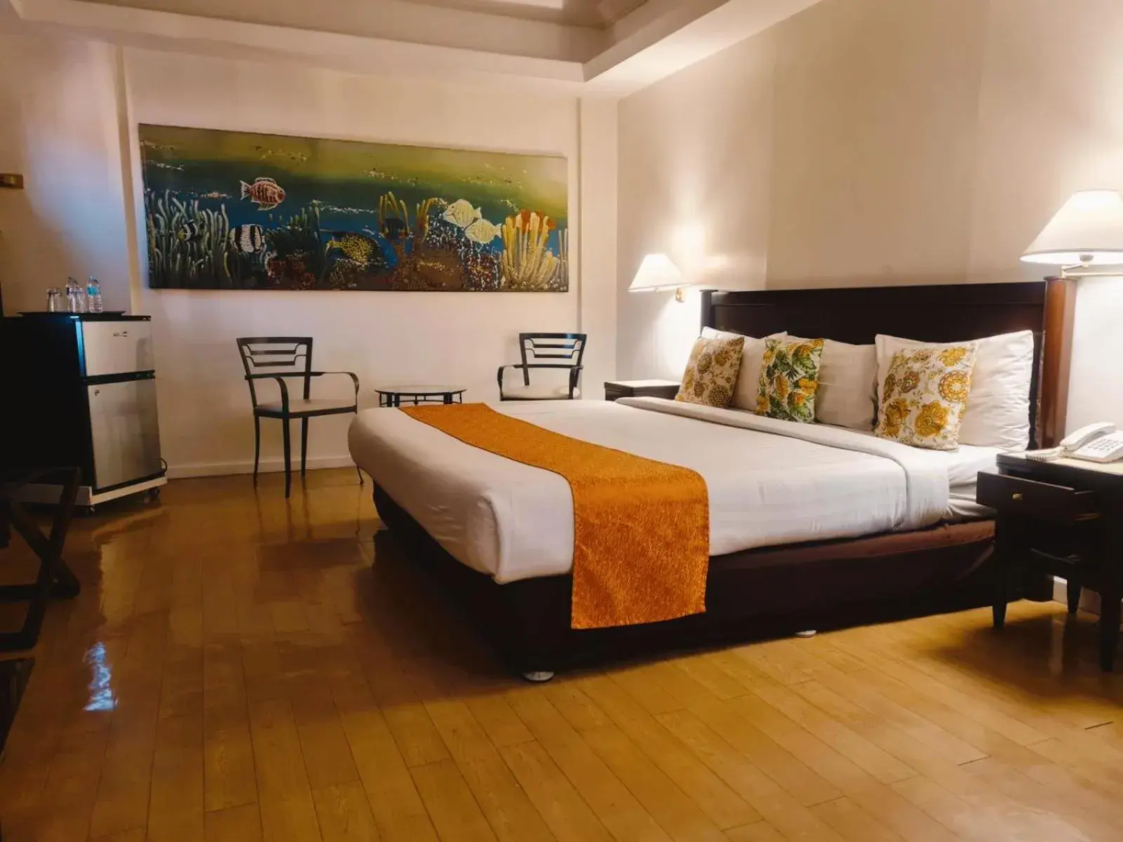 Junior Suite in Harbor Town Hotel Junior Suite in Harbor Town Hotel