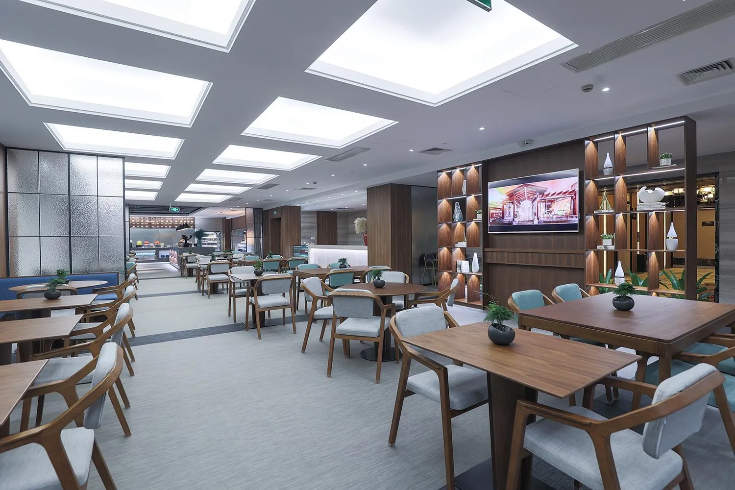 Restaurant/places to eat in SSAW Boutique Hotel Hangzhou East - Free Self Service Laundry