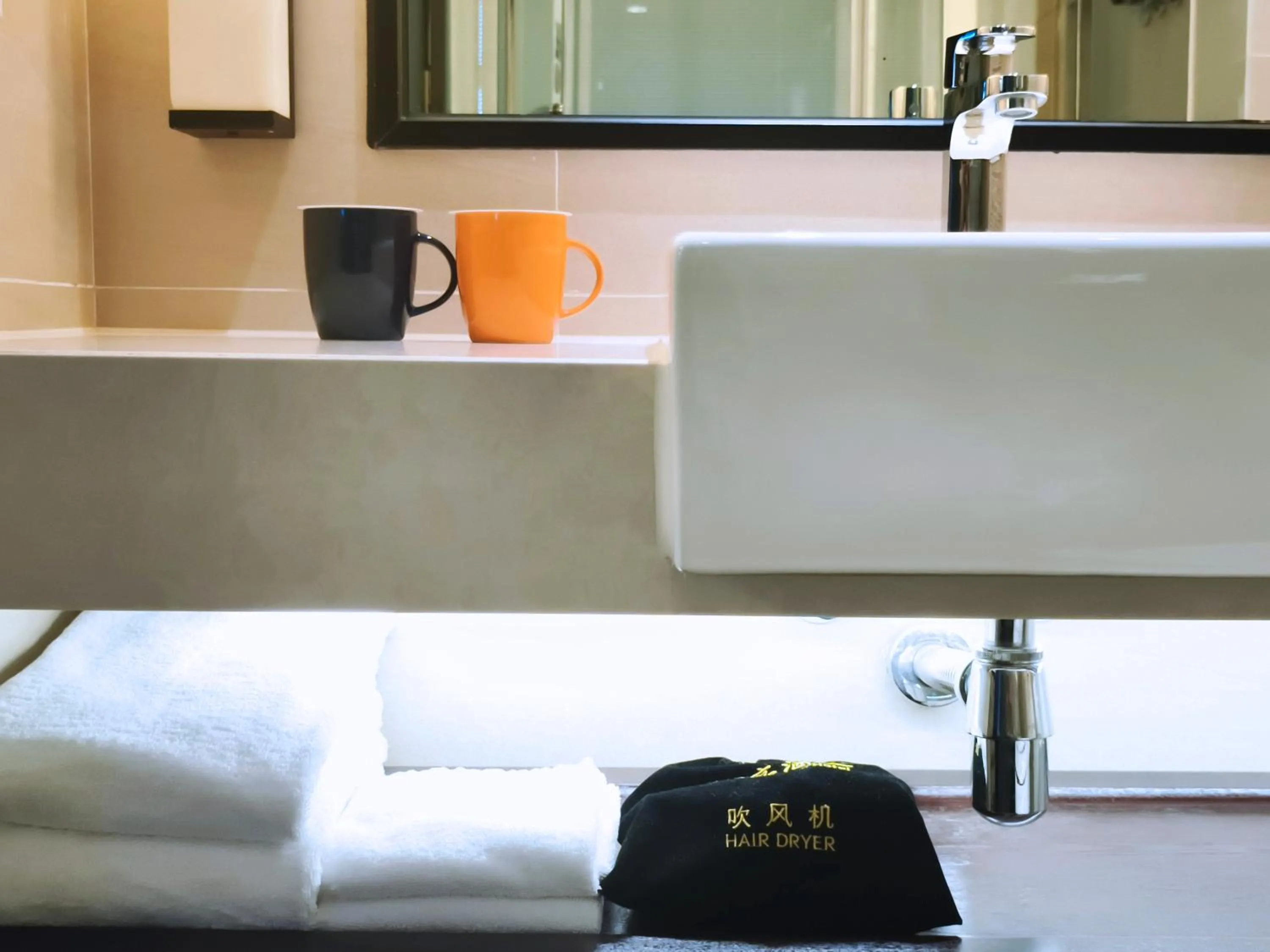 Bathroom in SSAW Boutique Hotel Hangzhou East - Free Self Service Laundry