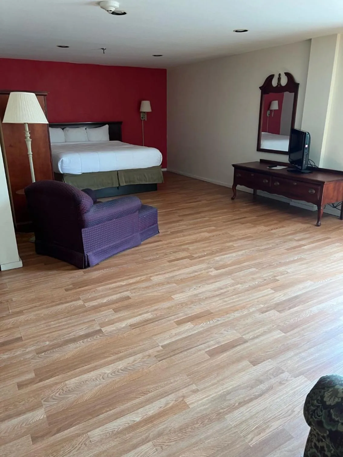 Bedroom, Bed in Pottsville Hotel