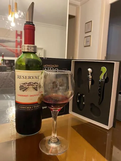 Barra Home Stay - Apto completo com estacionamento