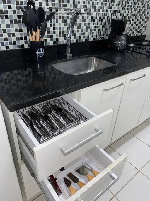 Barra Home Stay - Apto completo com estacionamento