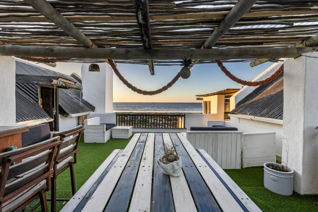 Escape Beach Cottage in Dwarskersbos