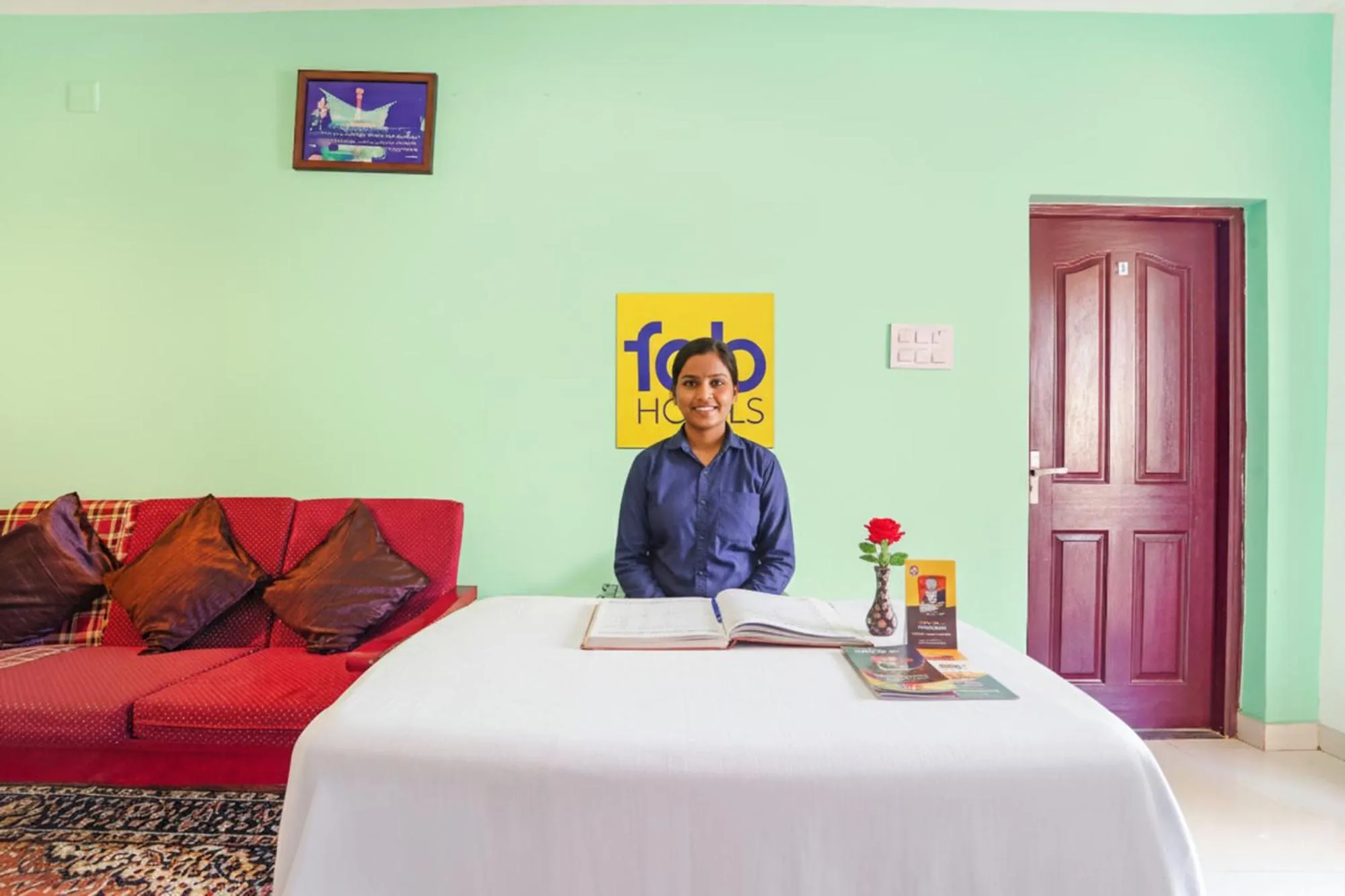 Lobby or reception, Bed in Via Bala Garden - Nr Ooty Toy Train Tourist Park