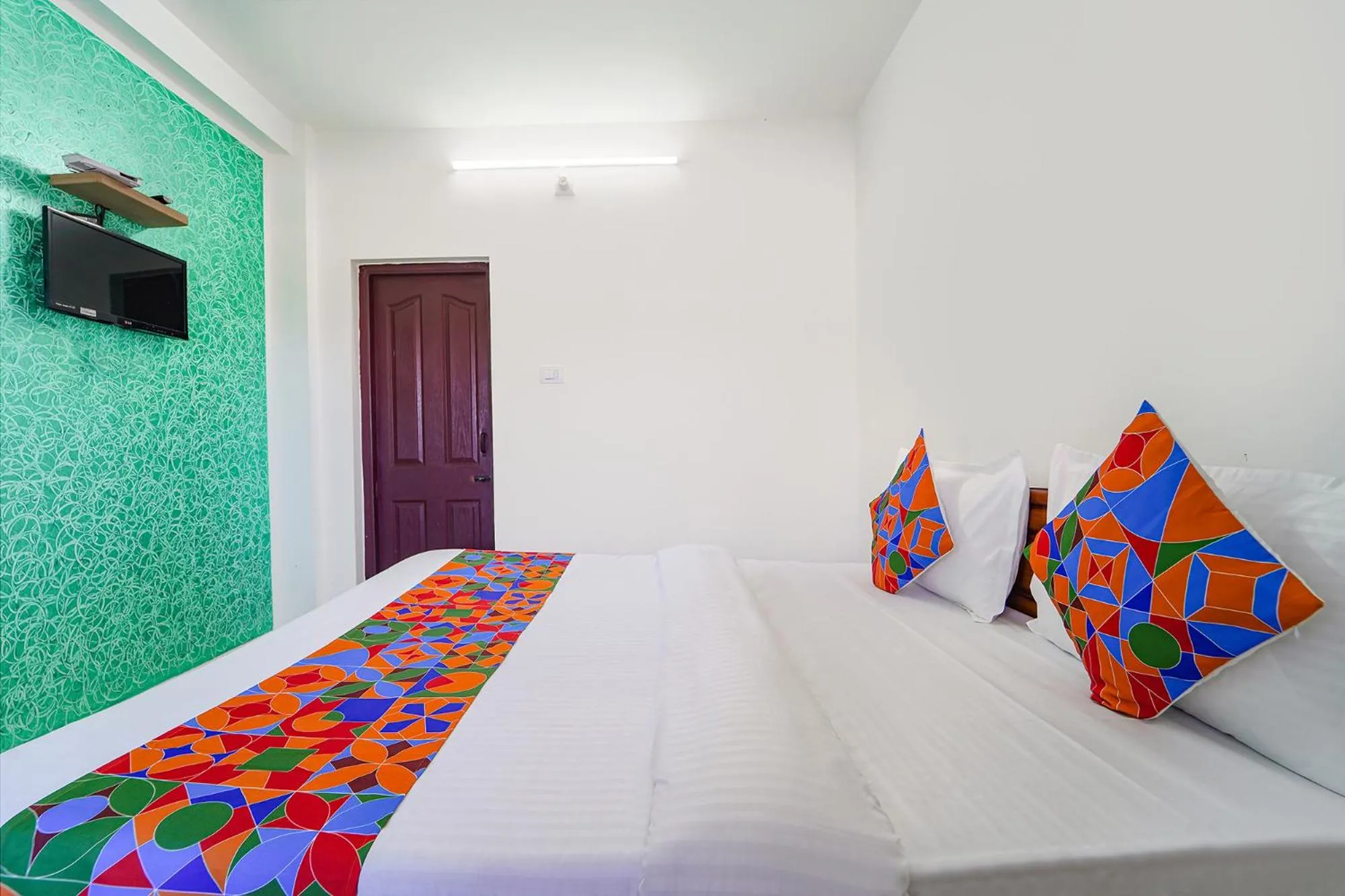 Bed in Via Bala Garden - Nr Ooty Toy Train Tourist Park